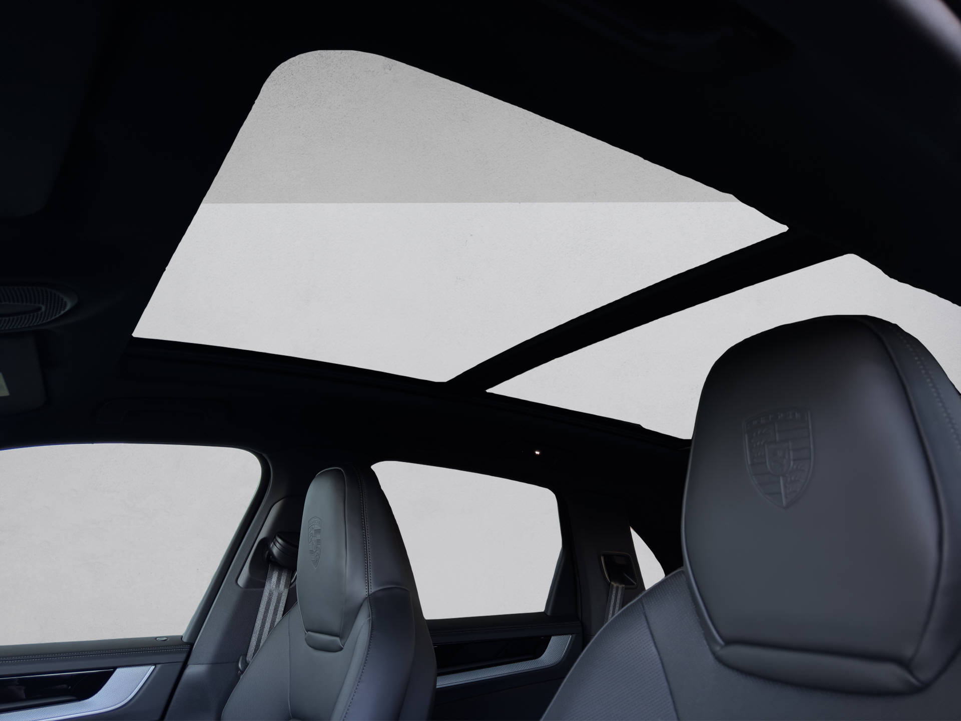 PORSCHE Cayenne S E-Hybrid-image-14