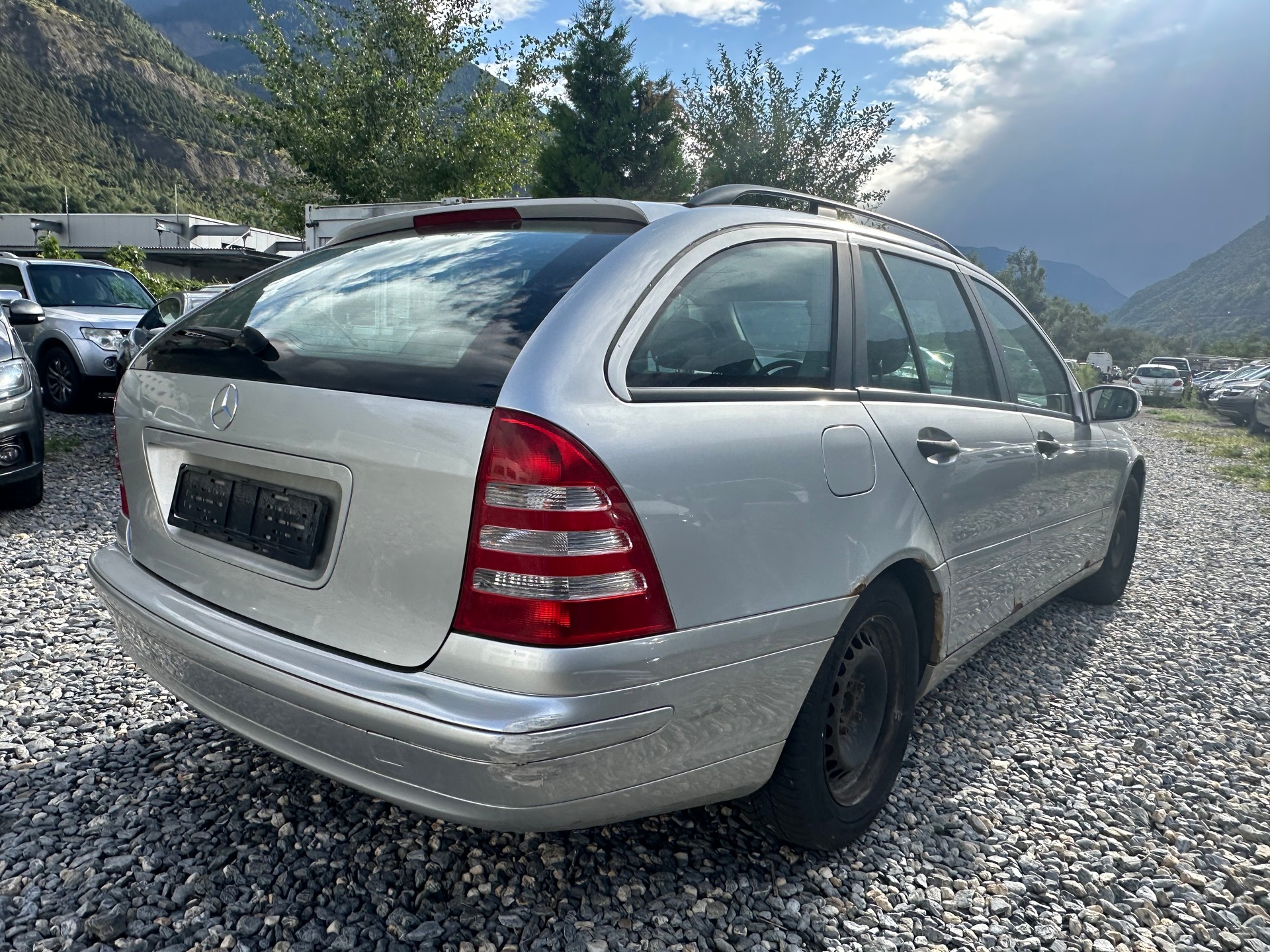 MERCEDES-BENZ C 180 Classic-image-6