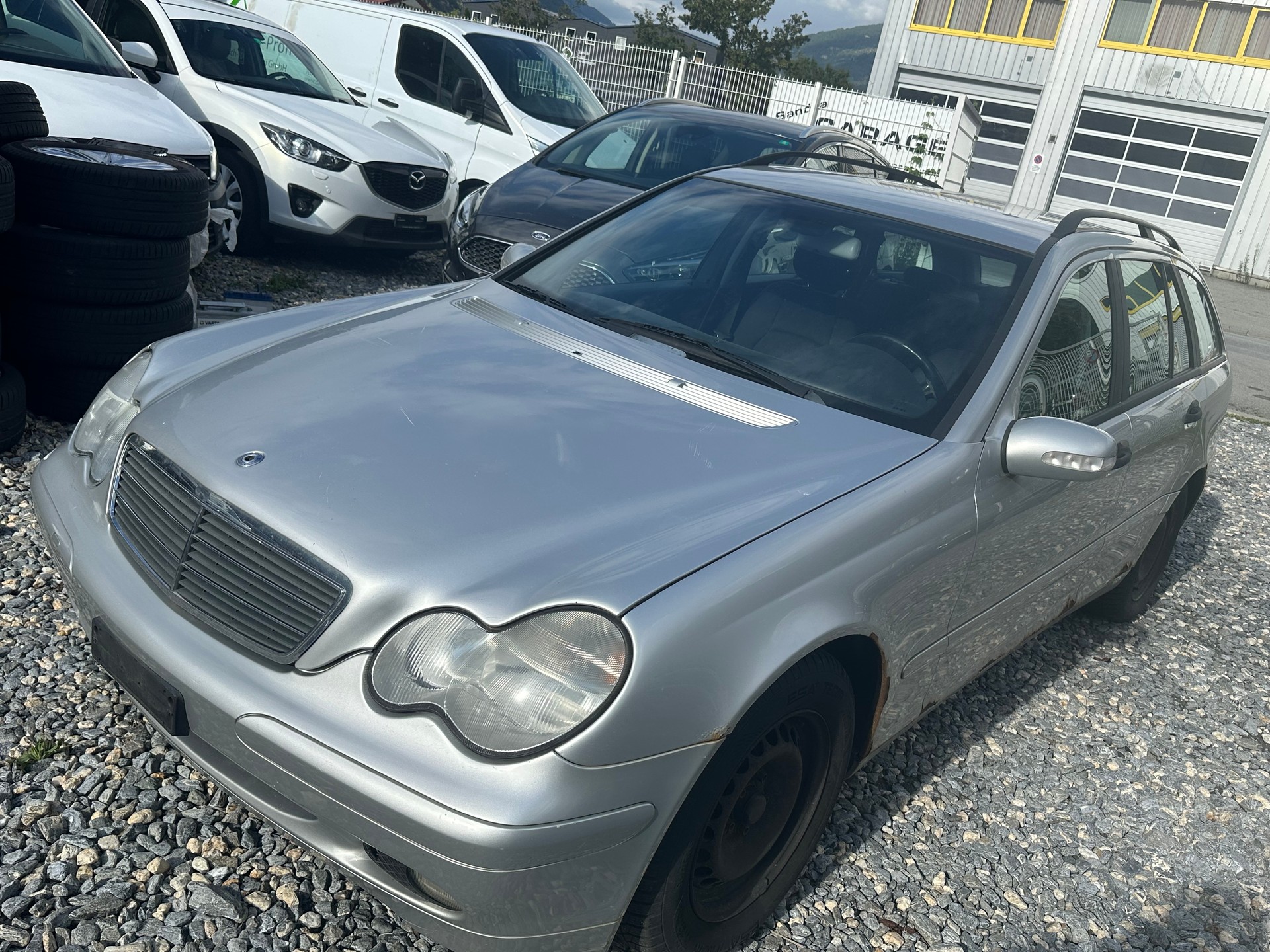 MERCEDES-BENZ C 180 Classic-image-2