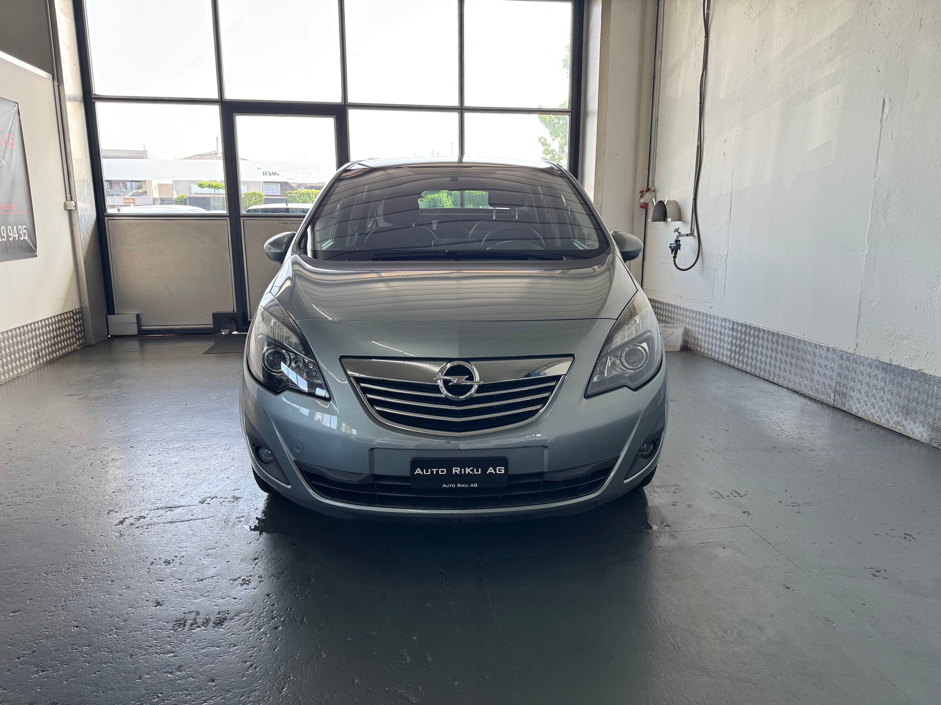 OPEL Meriva 1.7 CDTi Cosmo Automatic-image-3