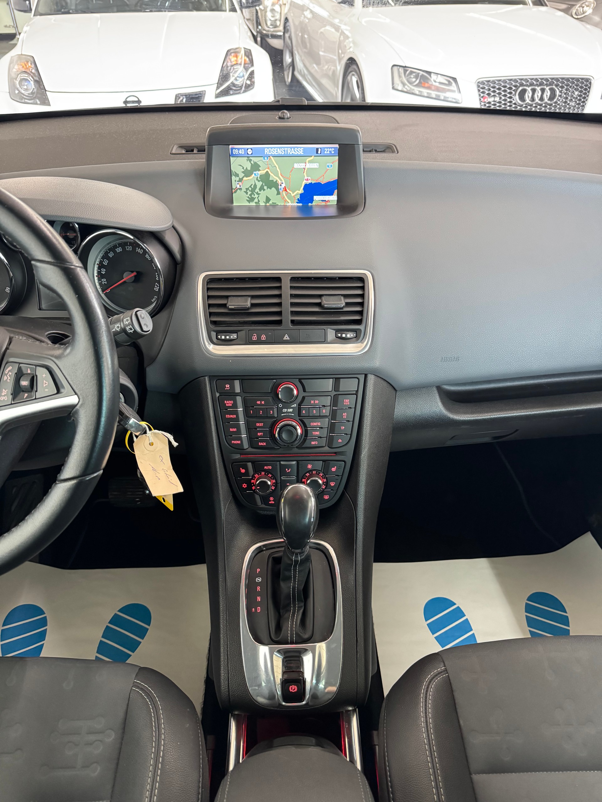 OPEL Meriva 1.7 CDTi Cosmo Automatic-image-15