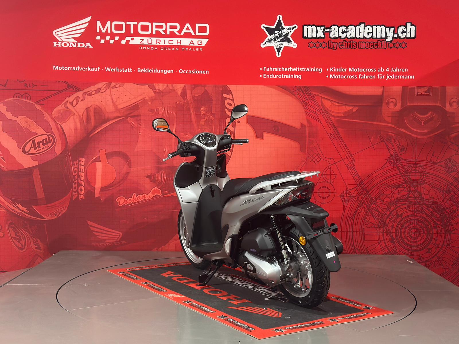 HONDA SH Mode 125**Neufahrzeug**-showroom-element-1