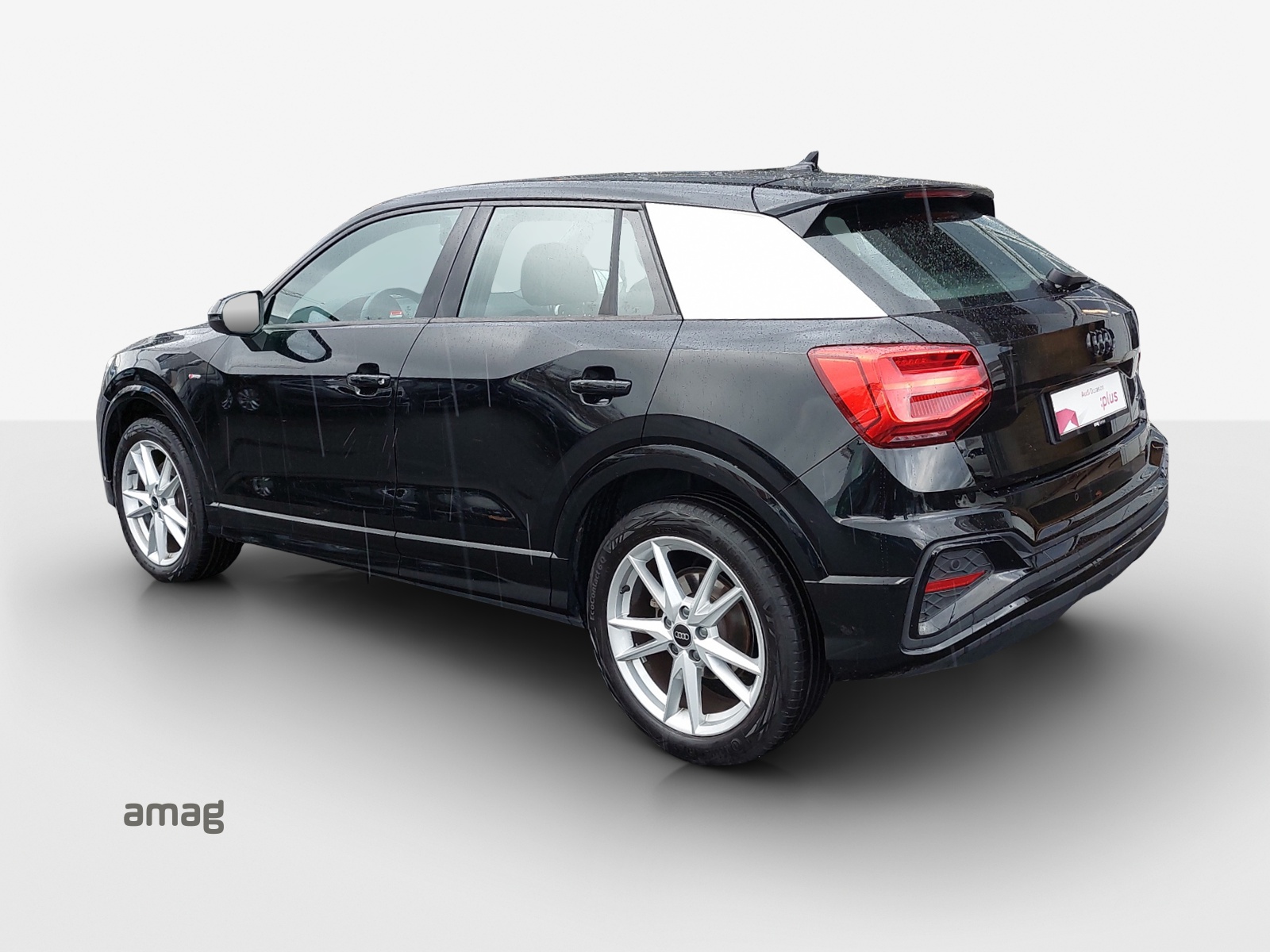 AUDI Q2 40 TFSI S line quattro S-tronic-image-2