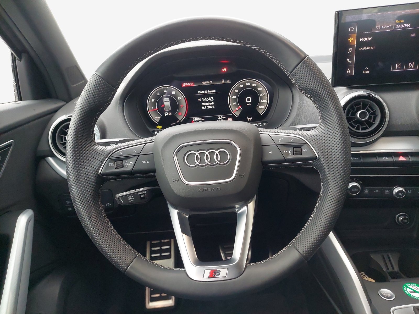 AUDI Q2 40 TFSI S line quattro S-tronic-image-9