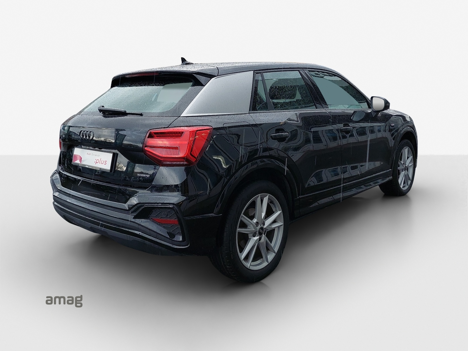 AUDI Q2 40 TFSI S line quattro S-tronic-image-4