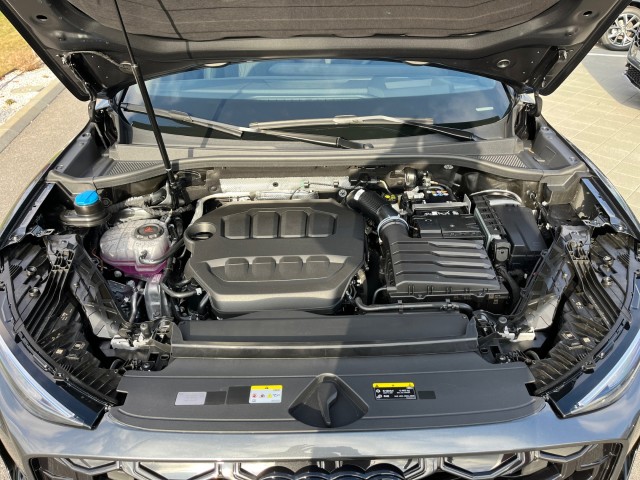 AUDI Q3 SUV TFSI quattro 195 kW S tronic-image-19