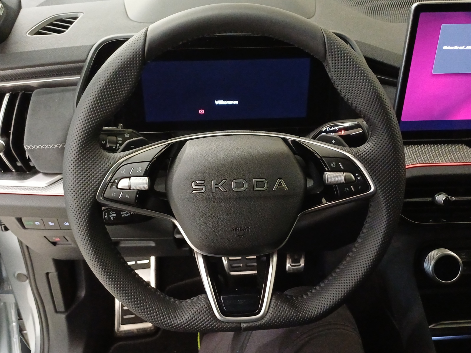 SKODA Kodiaq 2.0 TSI Sportline 4x4-image-9
