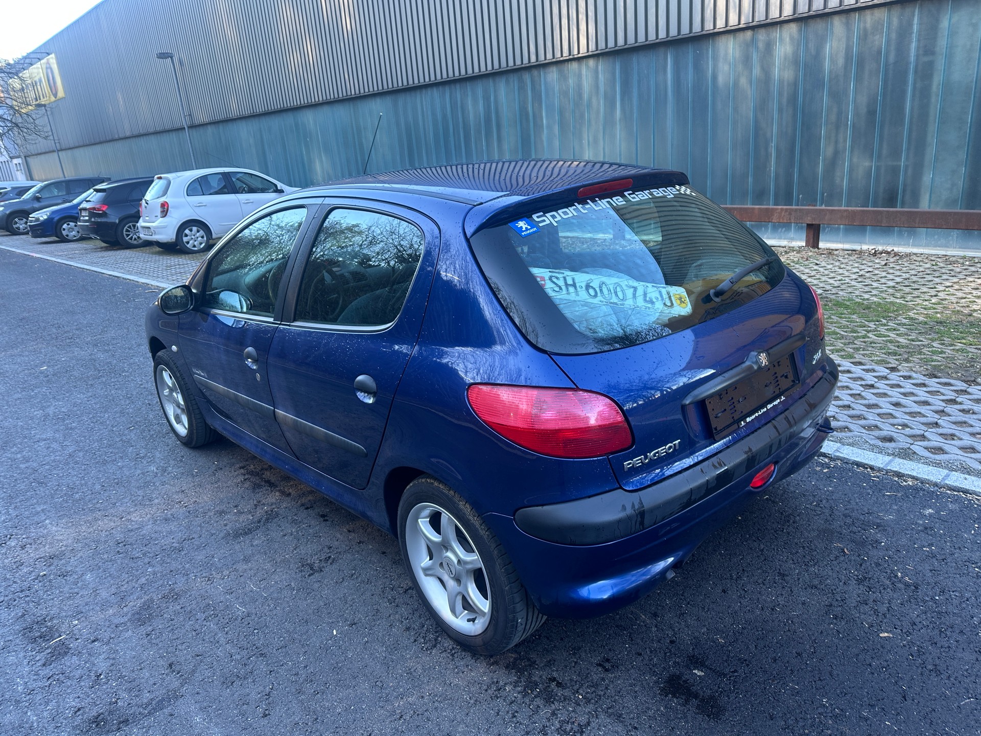 PEUGEOT 206 1.4 (XT) Premium-image-7
