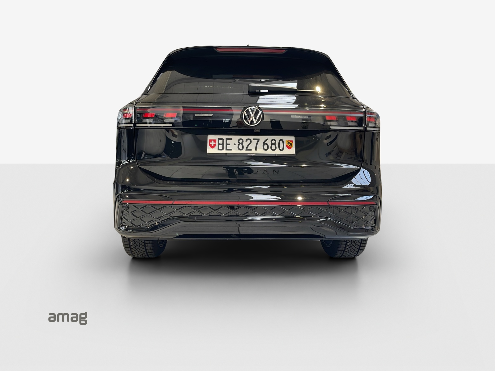 VW Tiguan 2.0 TSI DSG R-Line 4Motion-showroom-element-3