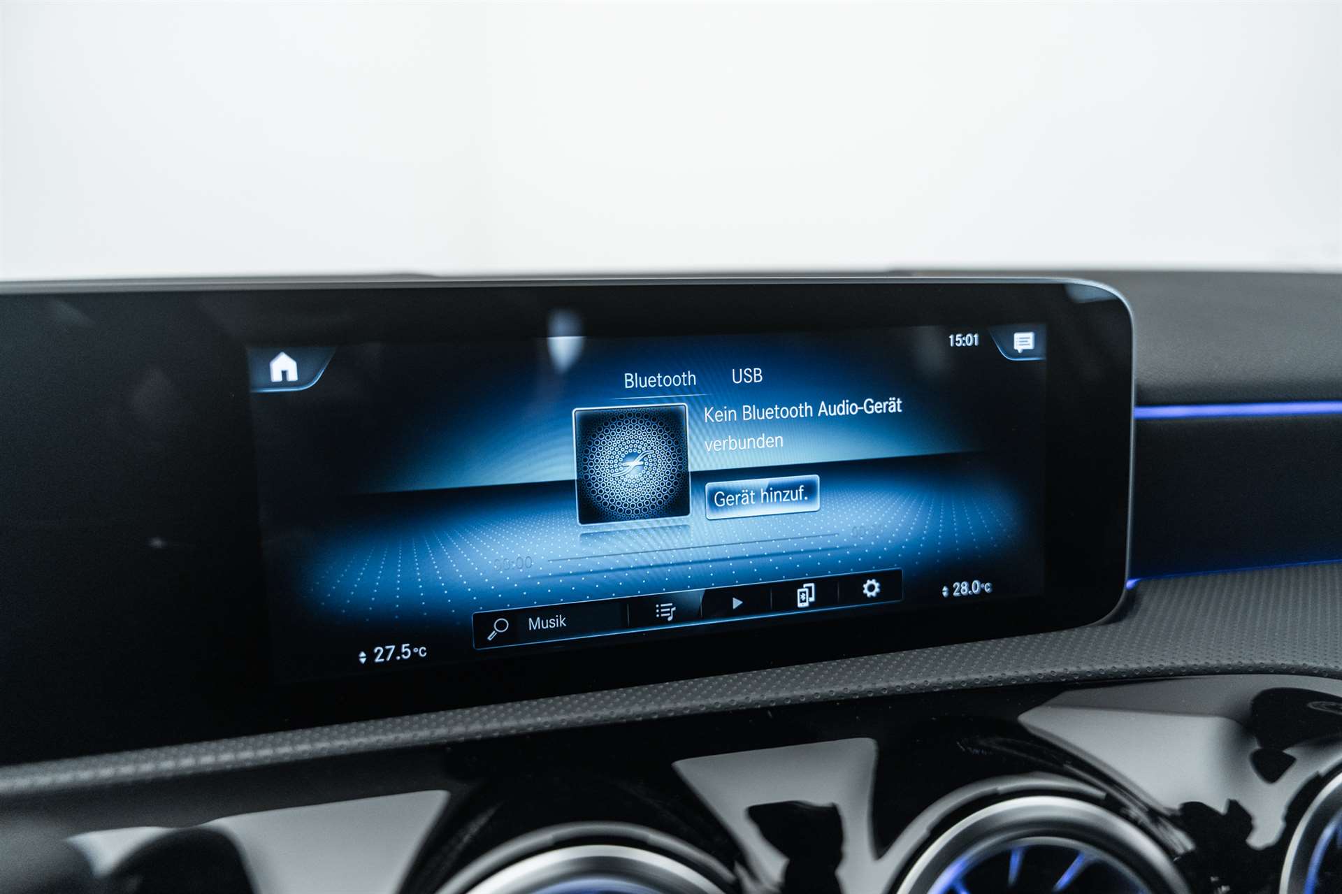MERCEDES-BENZ A 250 4Matic AMG Line 4Matic 7G-DCT-image-20