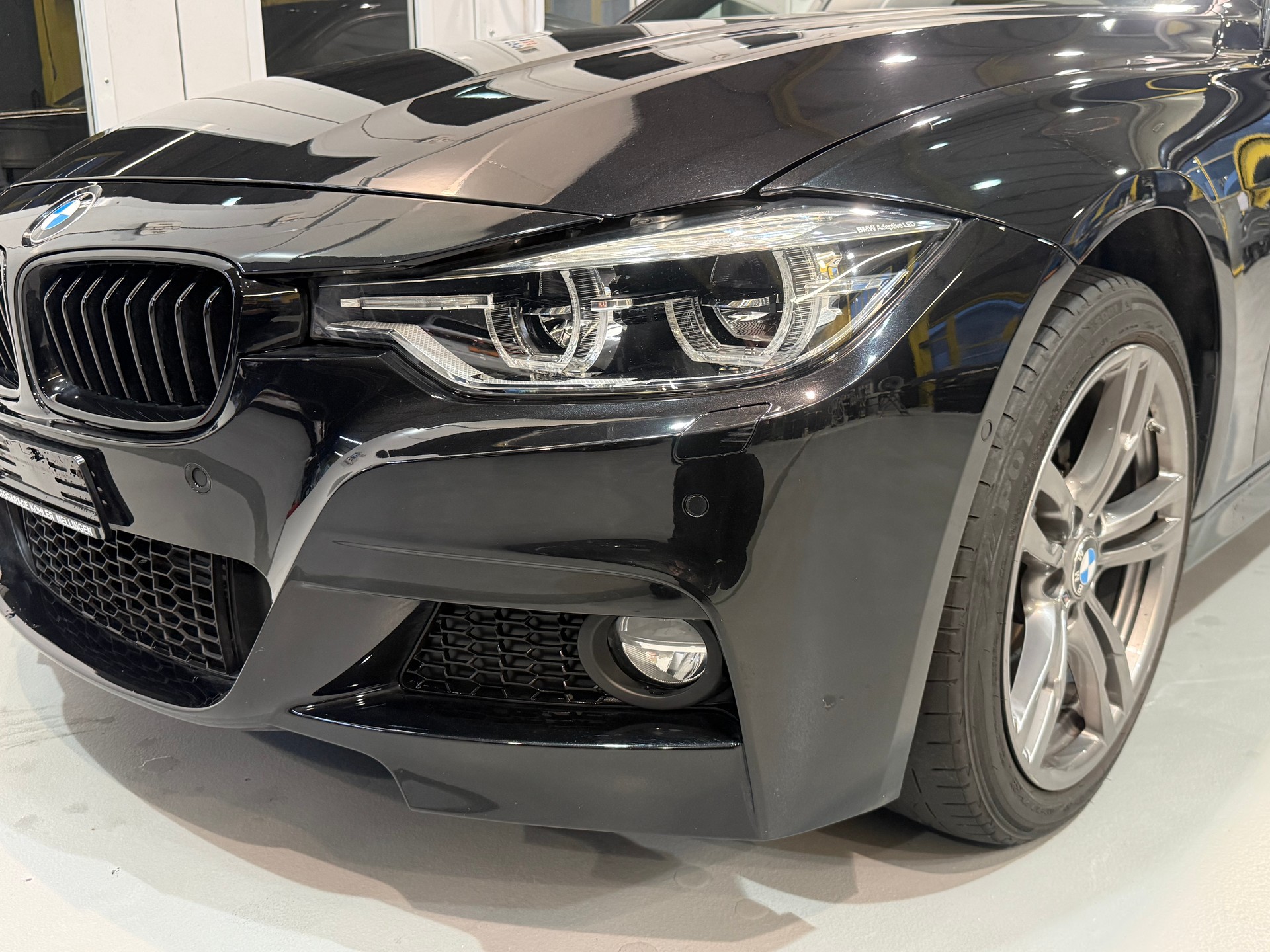 BMW 320d xDrive Touring M Sport Line Steptronic LCI-showroom-element-2