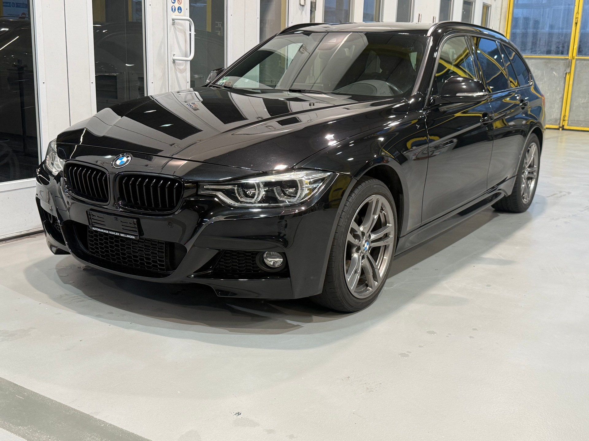 BMW 320d xDrive Touring M Sport Line Steptronic LCI