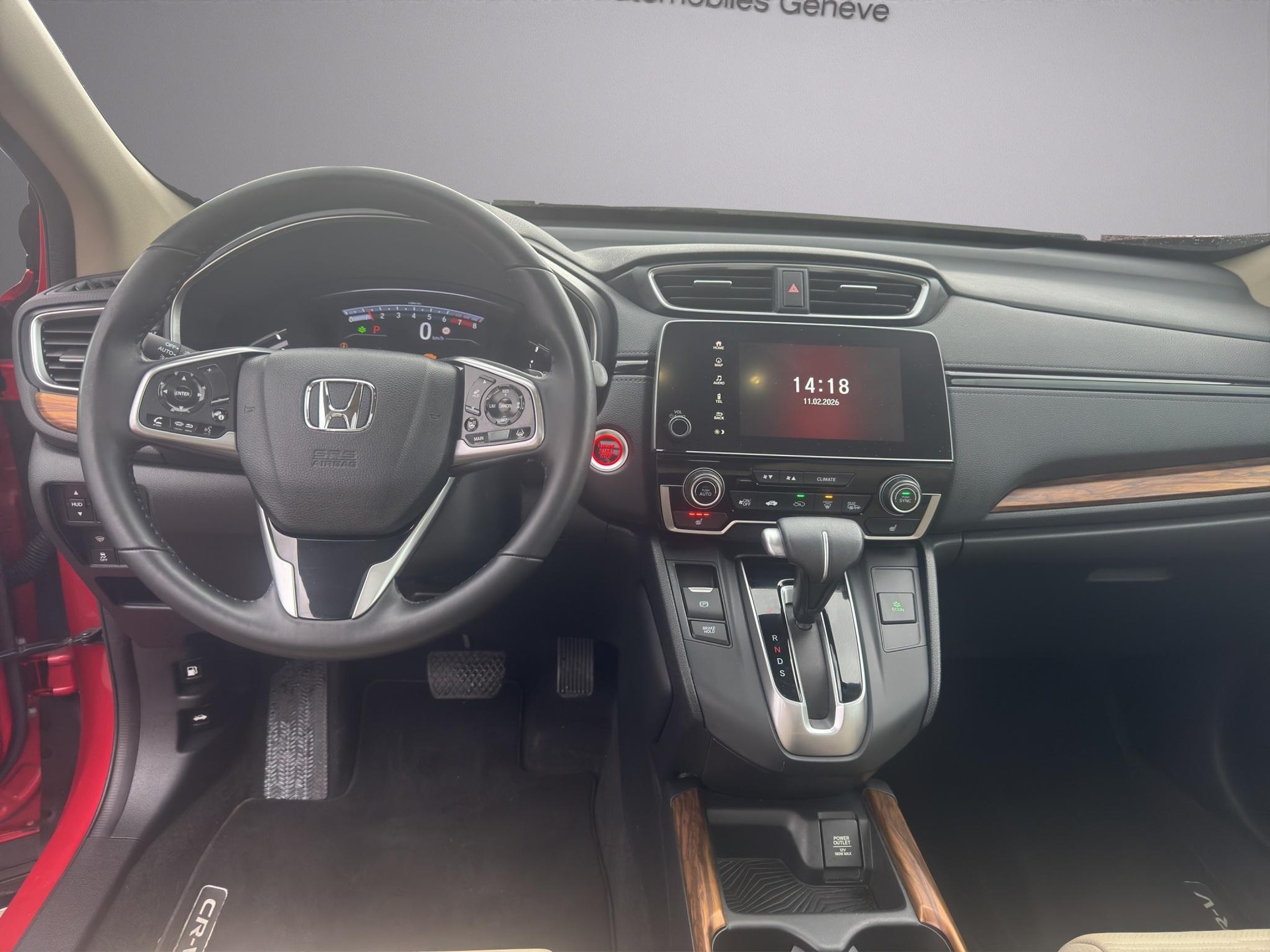 HONDA CR-V 1.5 i-VTEC Executive 4WD-image-8