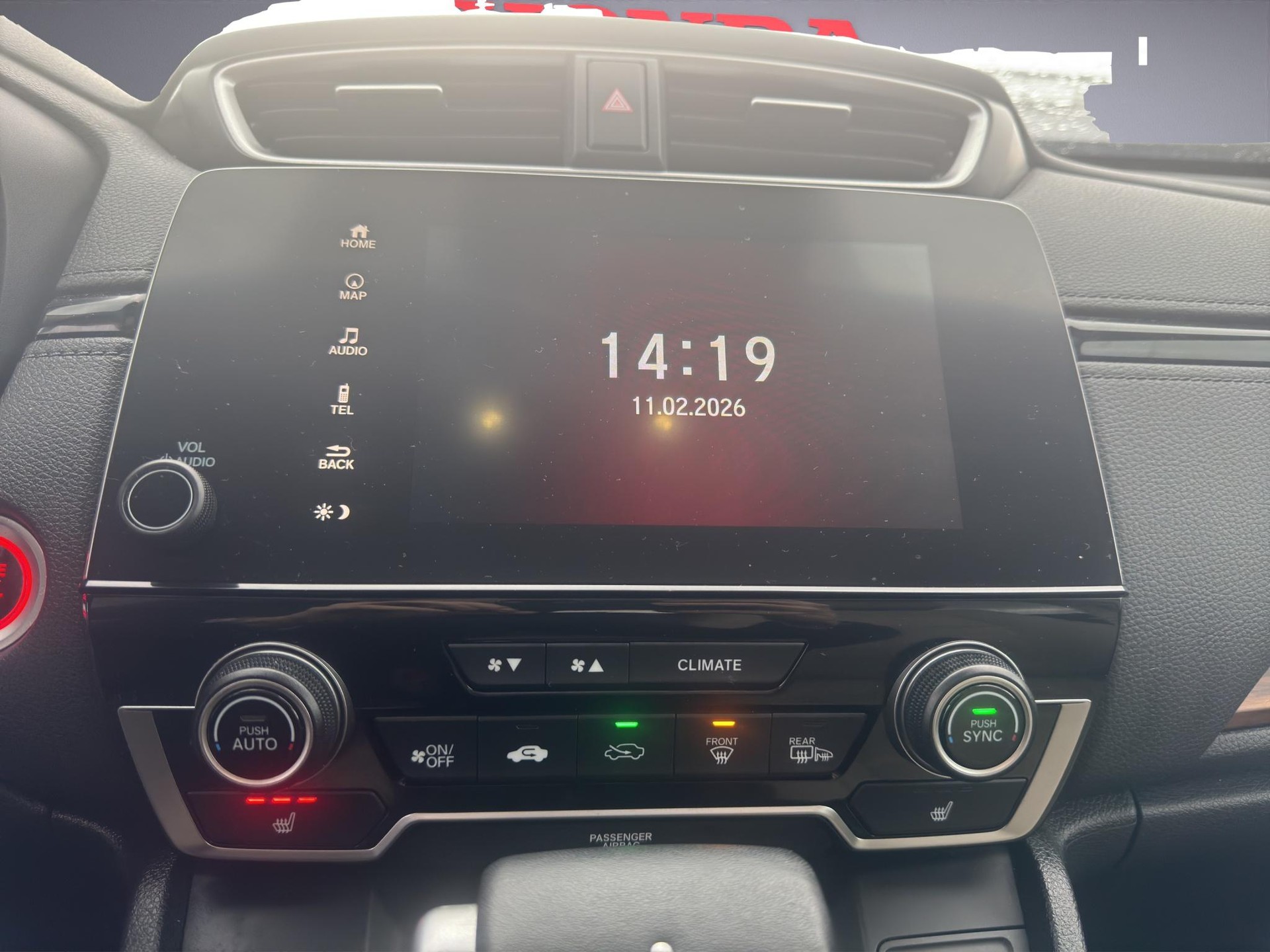 HONDA CR-V 1.5 i-VTEC Executive 4WD-image-14