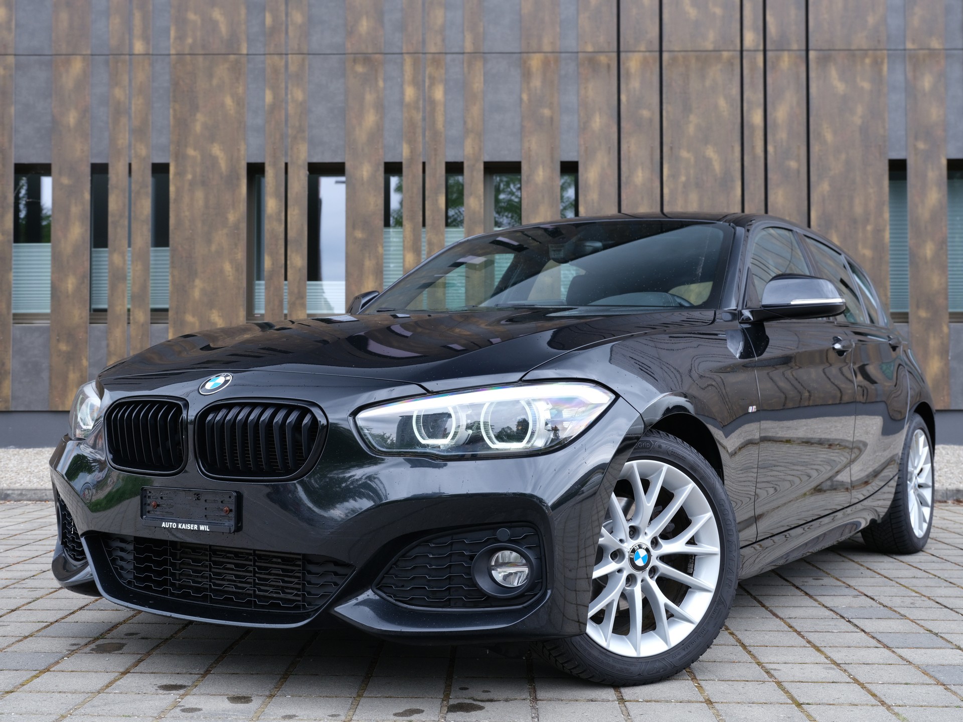 BMW 118i Edition M Sport Steptronic