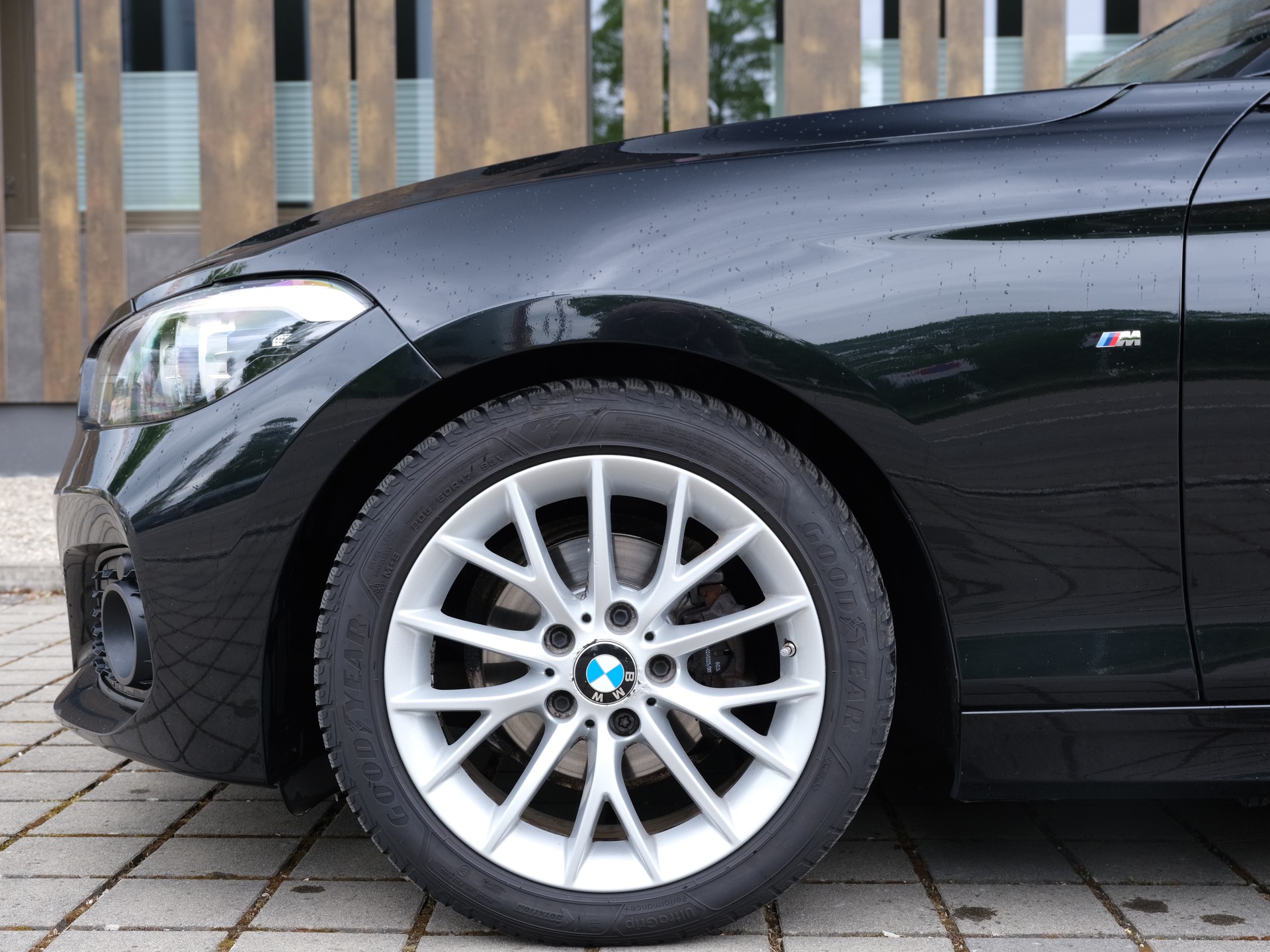 BMW 118i Edition M Sport Steptronic-image-4
