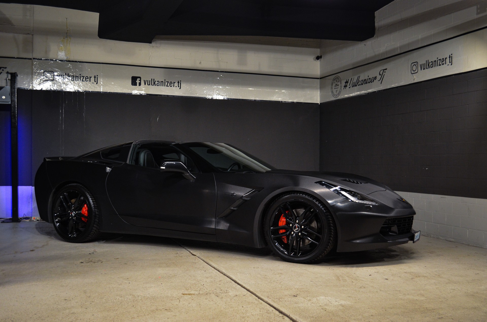 CHEVROLET Corvette Stingray Coupé-showroom-element-1