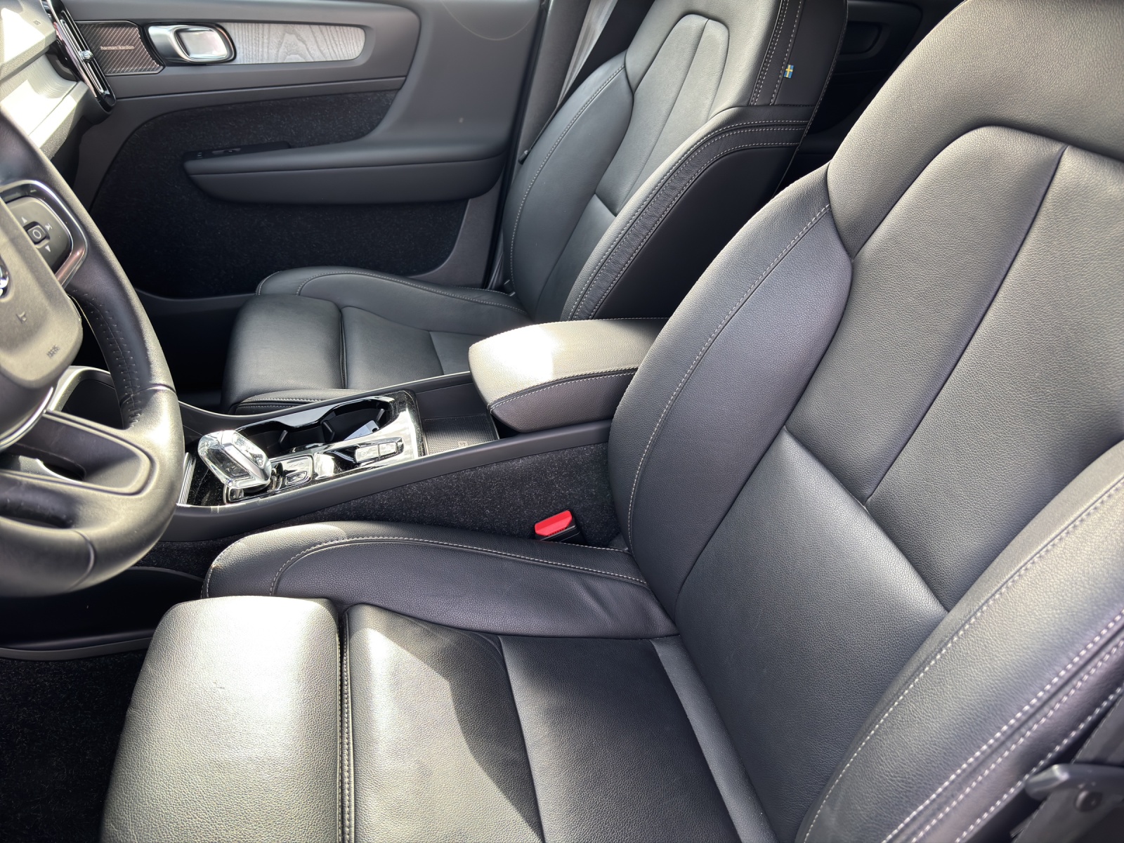 VOLVO XC40 1.5 T5 TE Inscription-image-5