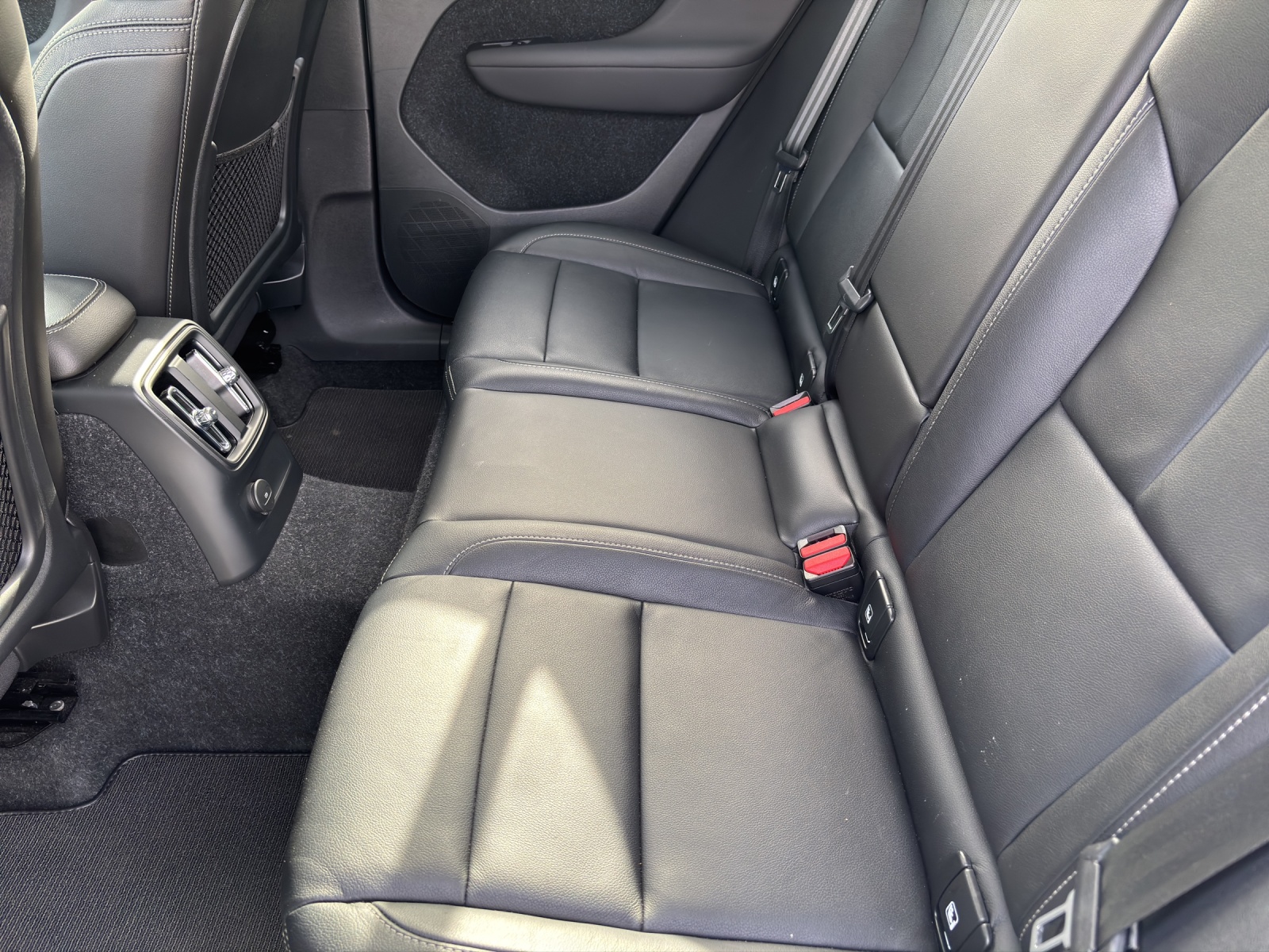 VOLVO XC40 1.5 T5 TE Inscription-image-6
