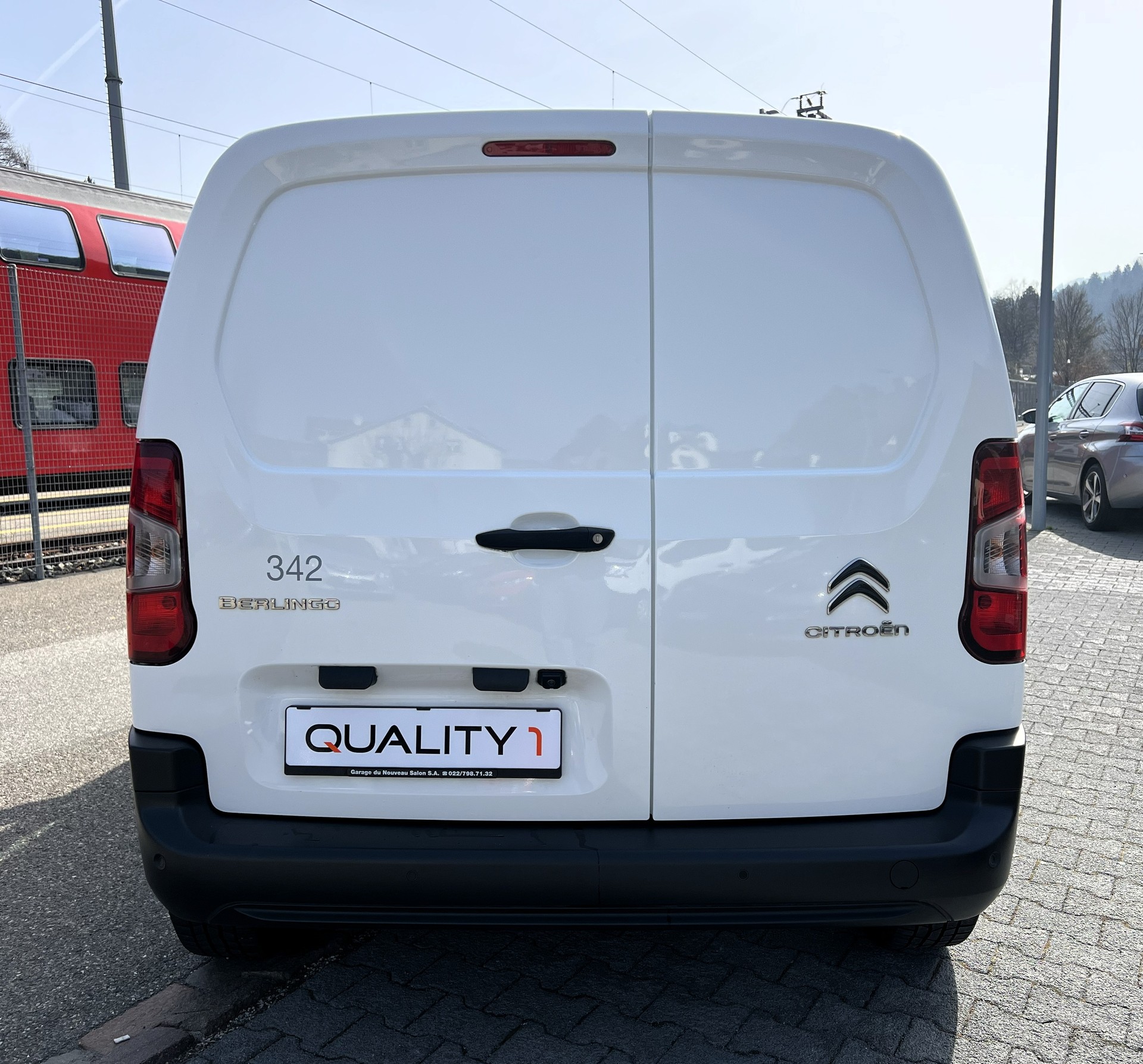 CITROEN Berlingo Van 1.6 Blue HDi 100 s/s Club 650kg-image-4