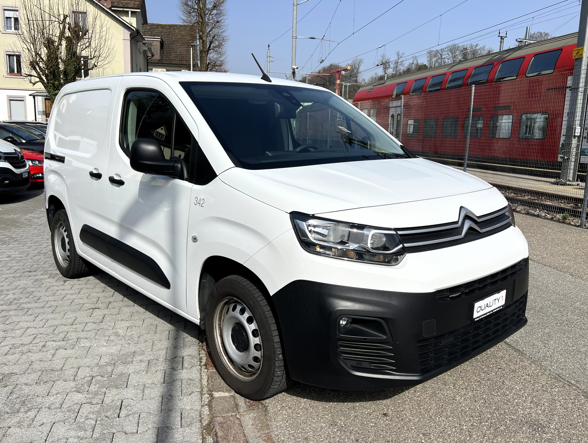 CITROEN Berlingo Van 1.6 Blue HDi 100 s/s Club 650kg-image-10