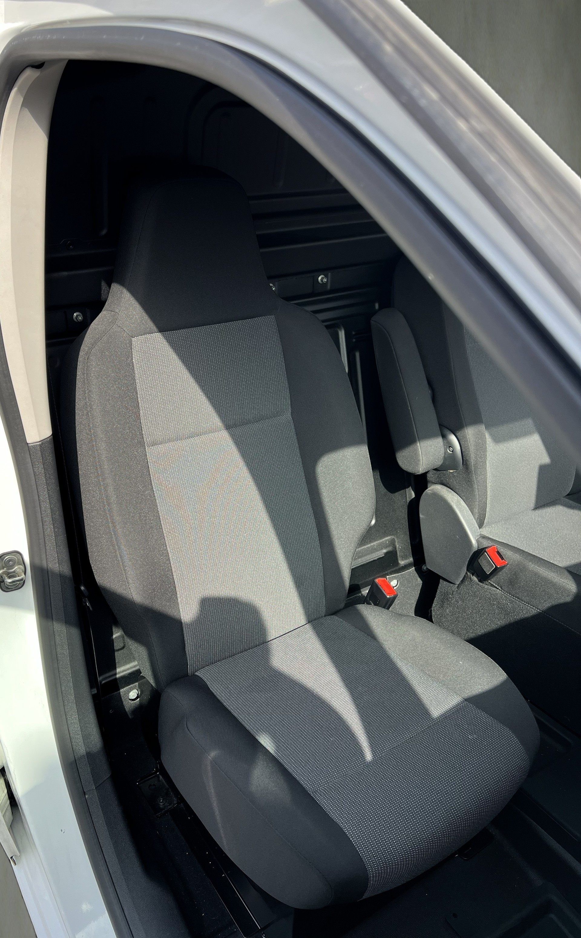 CITROEN Berlingo Van 1.6 Blue HDi 100 s/s Club 650kg-image-16