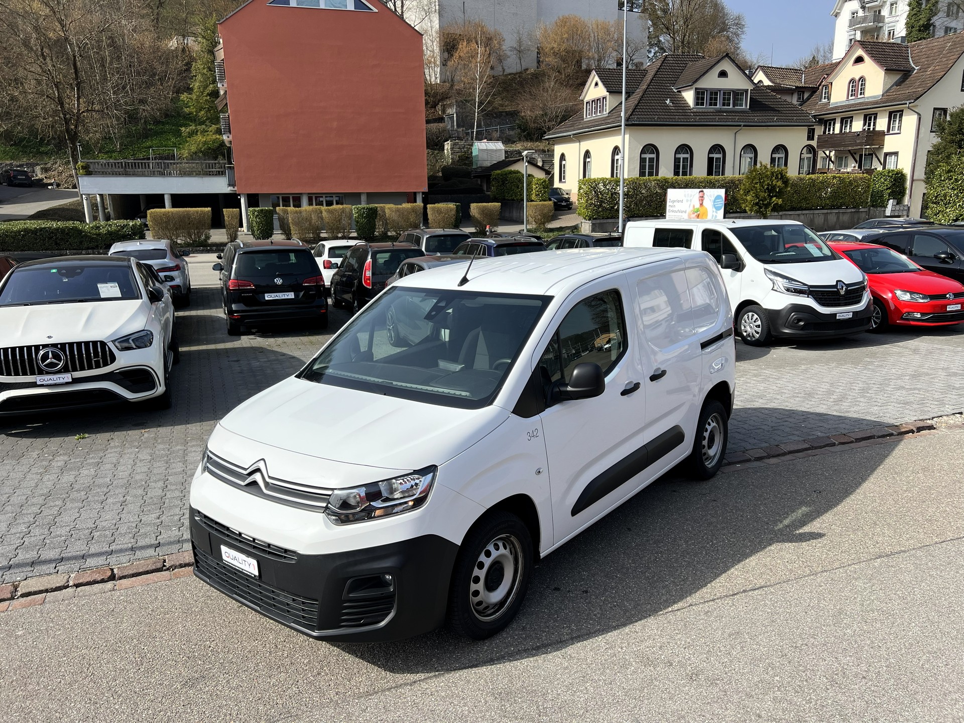 CITROEN Berlingo Van 1.6 Blue HDi 100 s/s Club 650kg-image-13