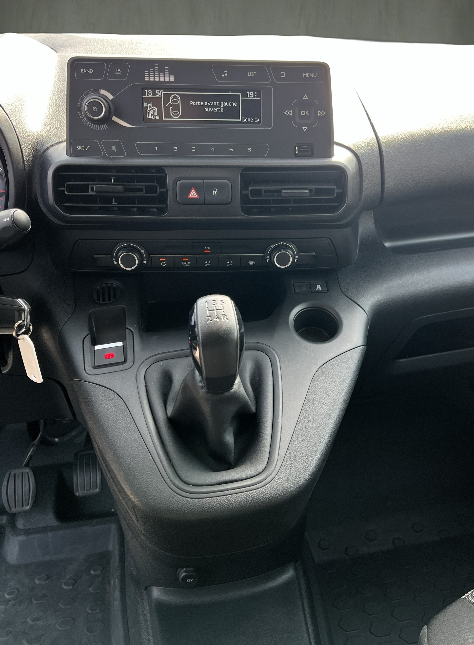 CITROEN Berlingo Van 1.6 Blue HDi 100 s/s Club 650kg-image-20