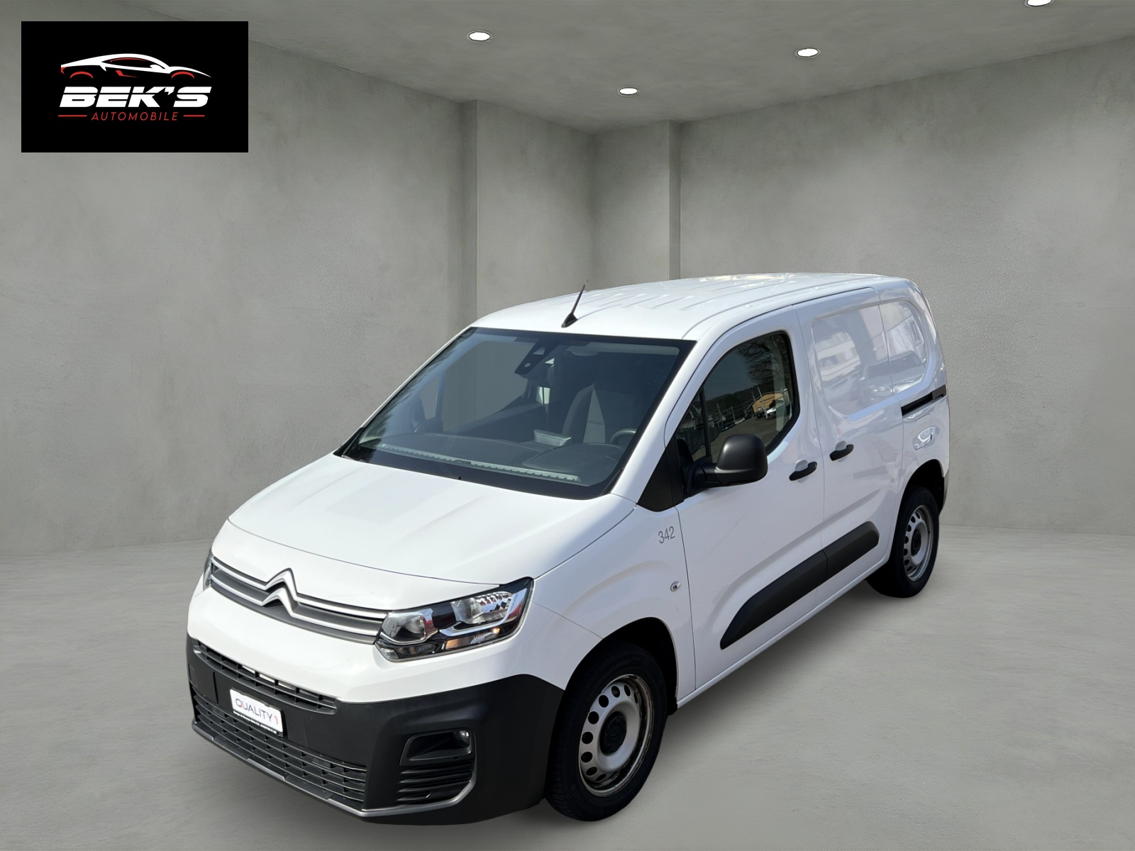 CITROEN Berlingo Van 1.6 Blue HDi 100 s/s Club 650kg-image-13