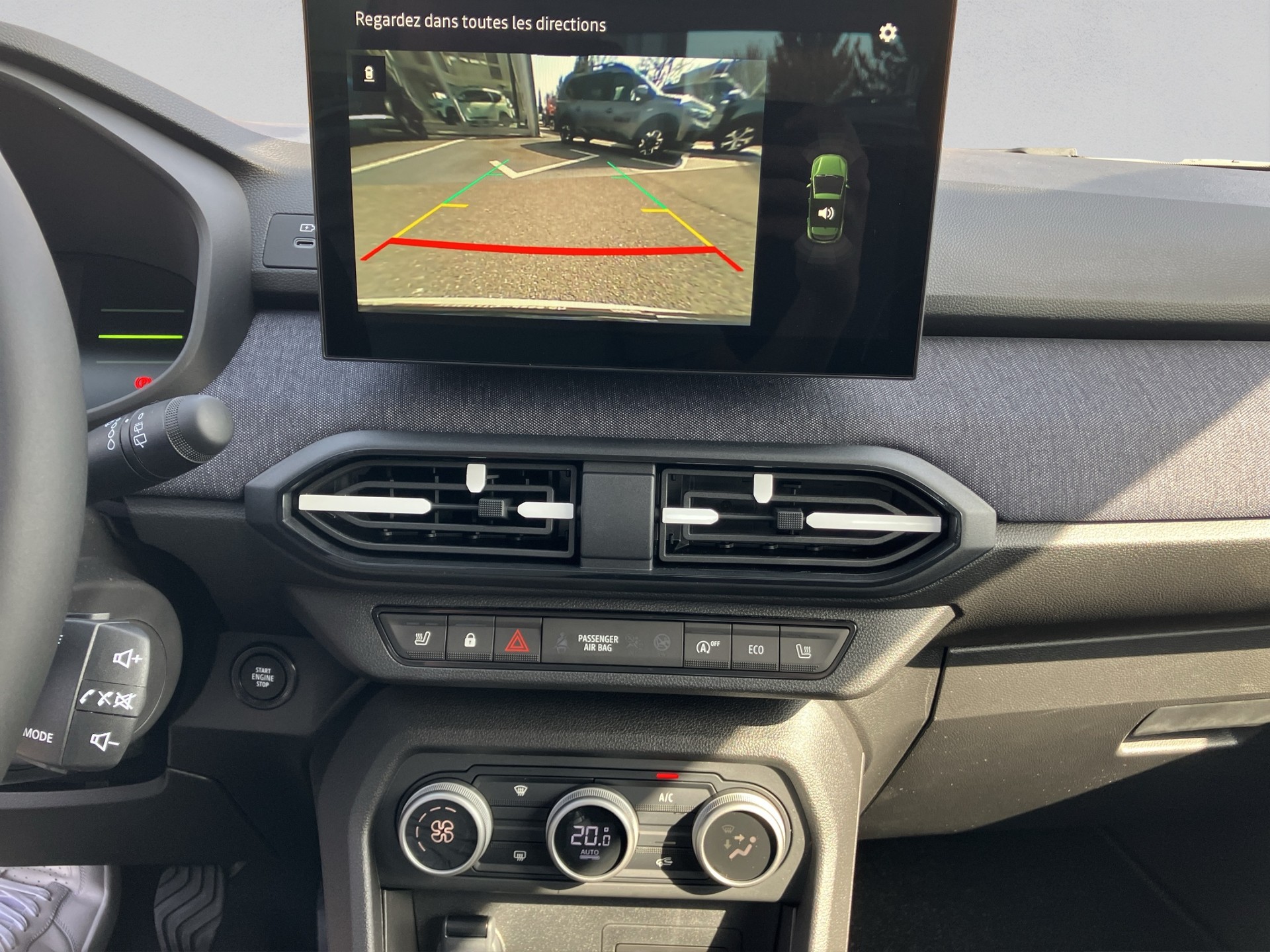 DACIA Sandero TCe 100 Journey-image-12