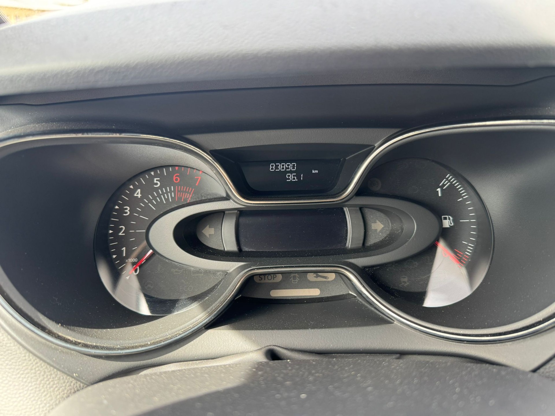 RENAULT Captur 1.3 T 16V Red Edition EDC-image-11