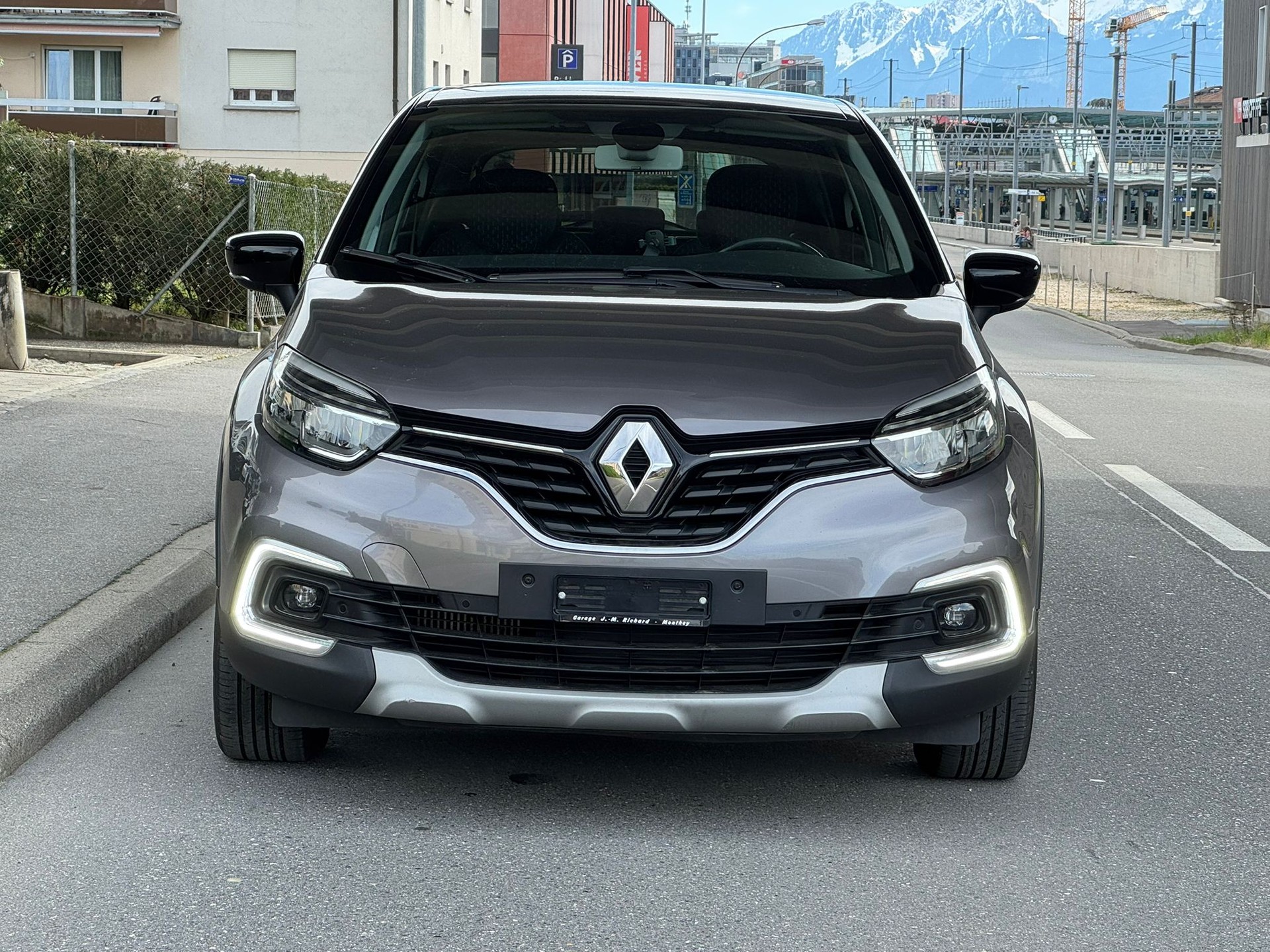 RENAULT Captur 1.3 T 16V Red Edition EDC