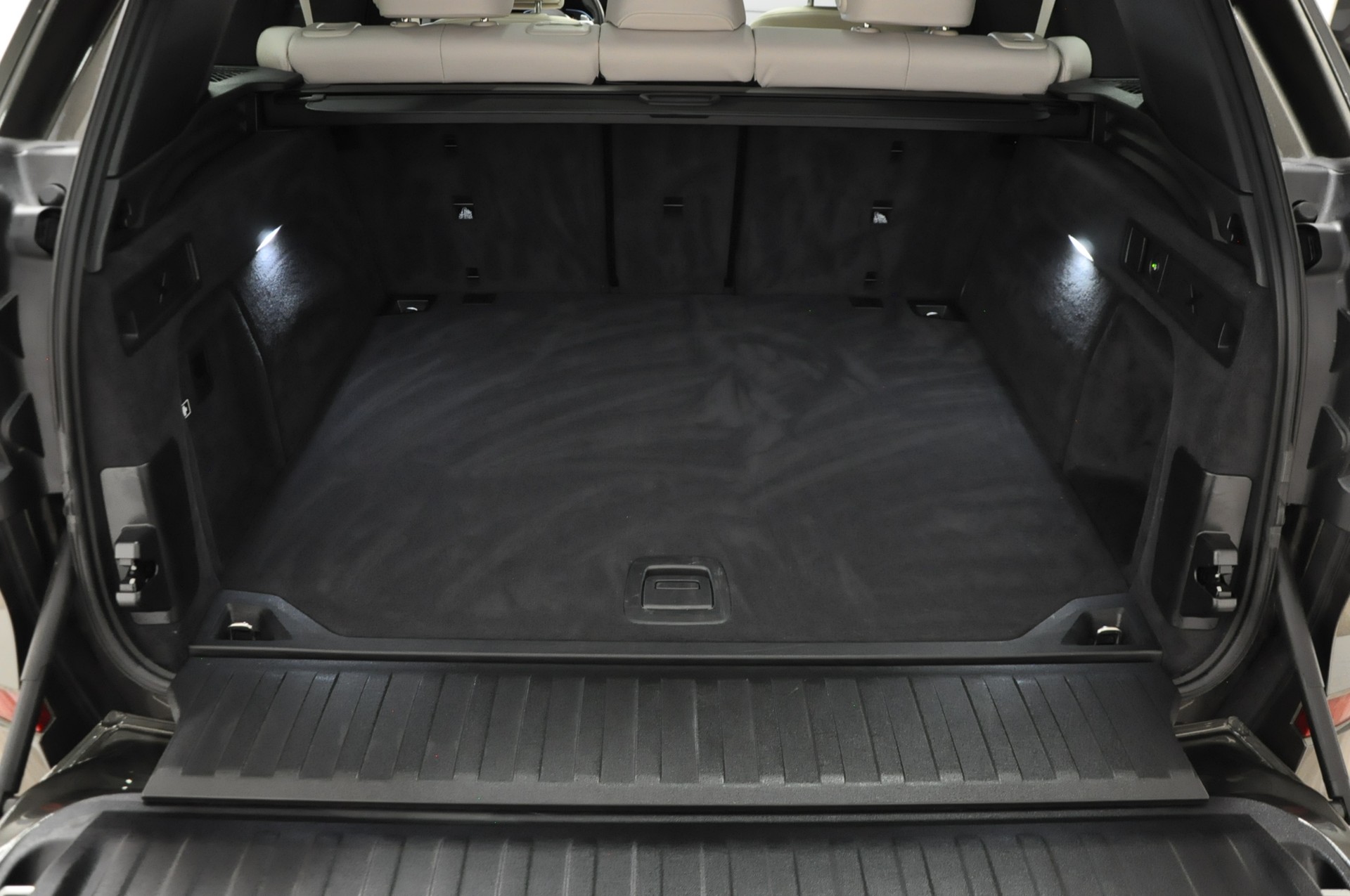 BMW X5 xDrive 48V 30d M Sport Steptronic-image-32
