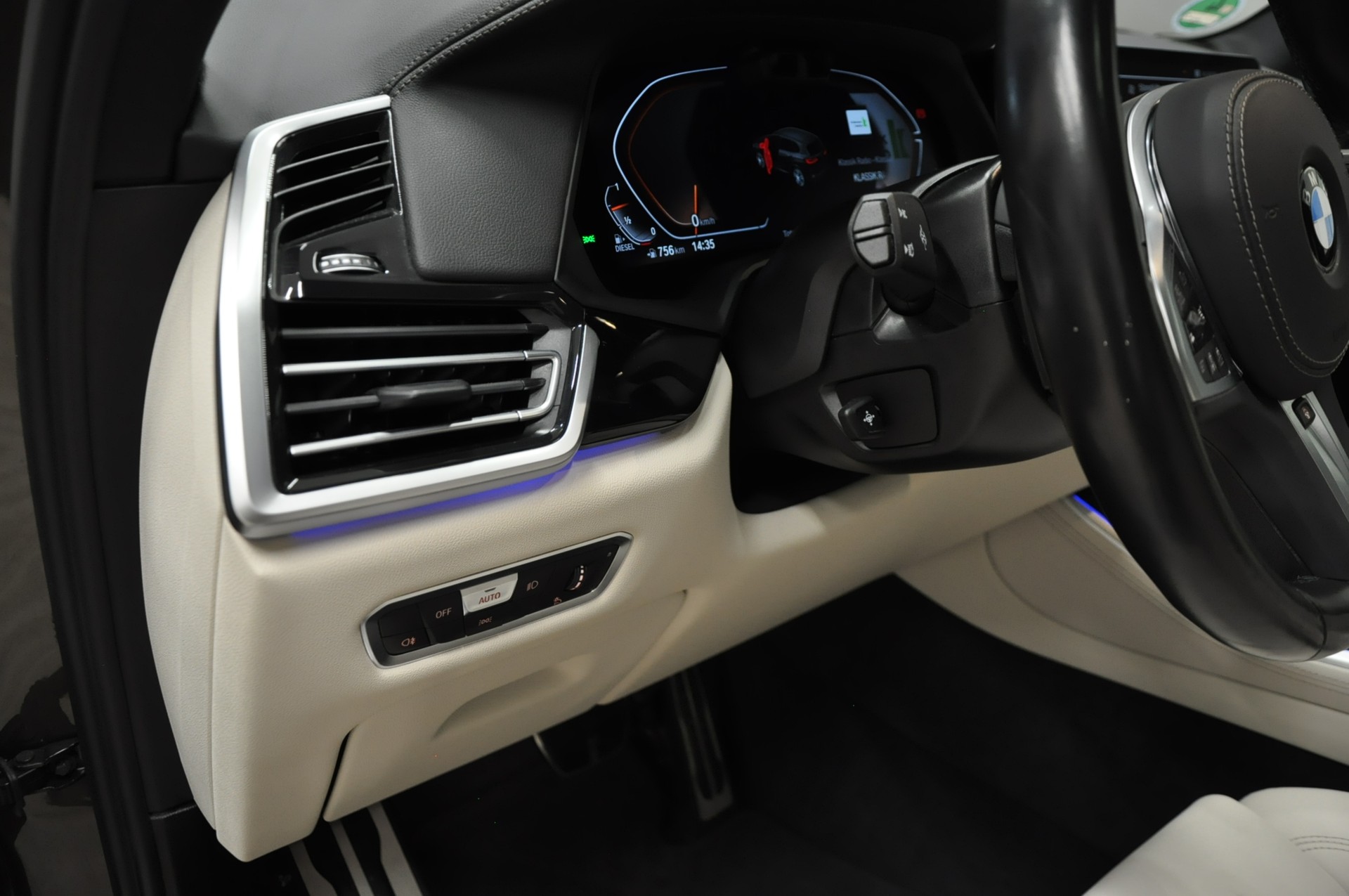 BMW X5 xDrive 48V 30d M Sport Steptronic-image-28