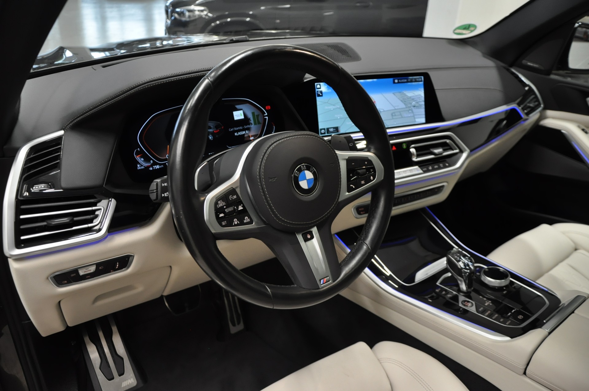 BMW X5 xDrive 48V 30d M Sport Steptronic-image-12
