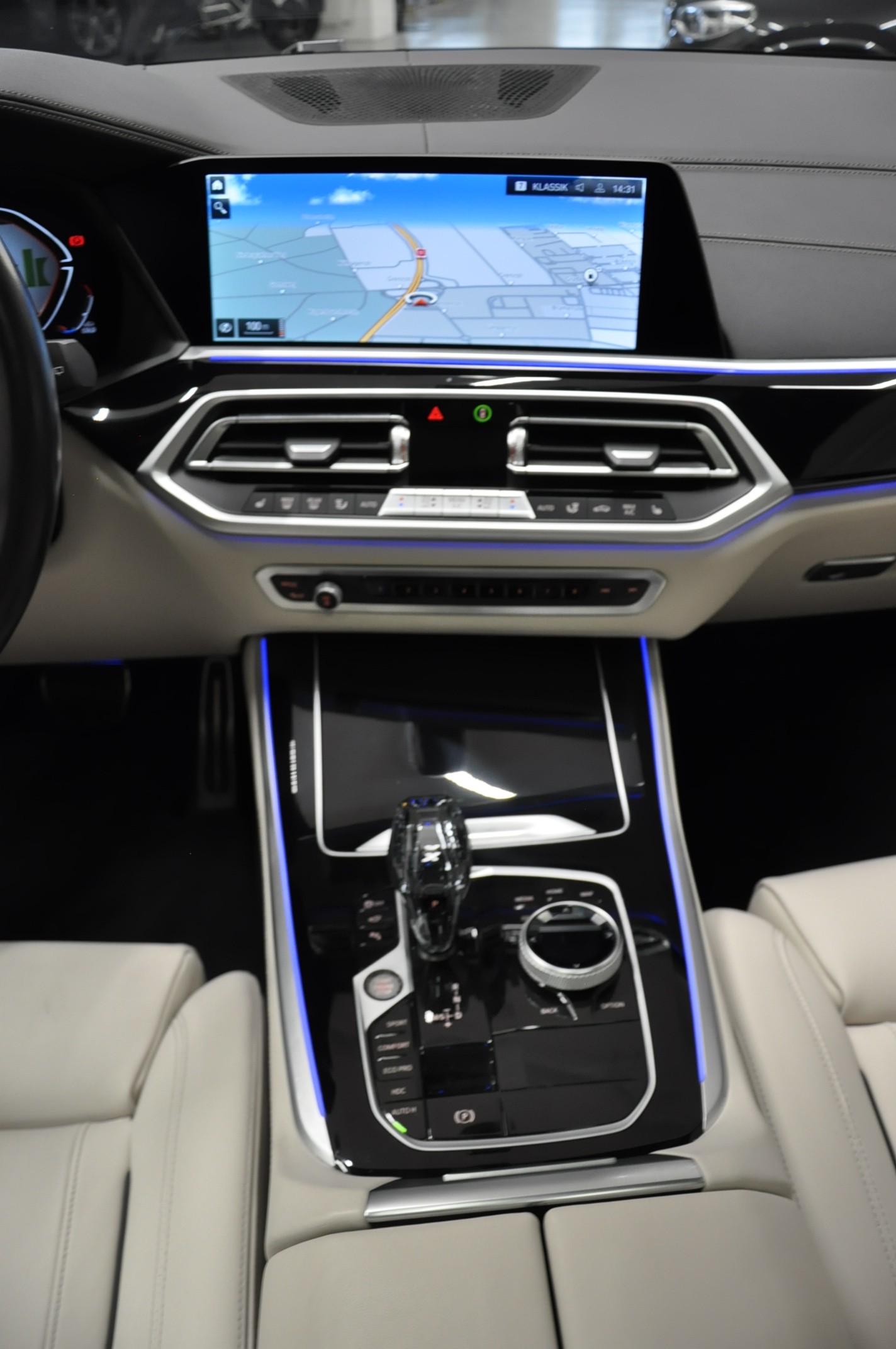 BMW X5 xDrive 48V 30d M Sport Steptronic-image-21