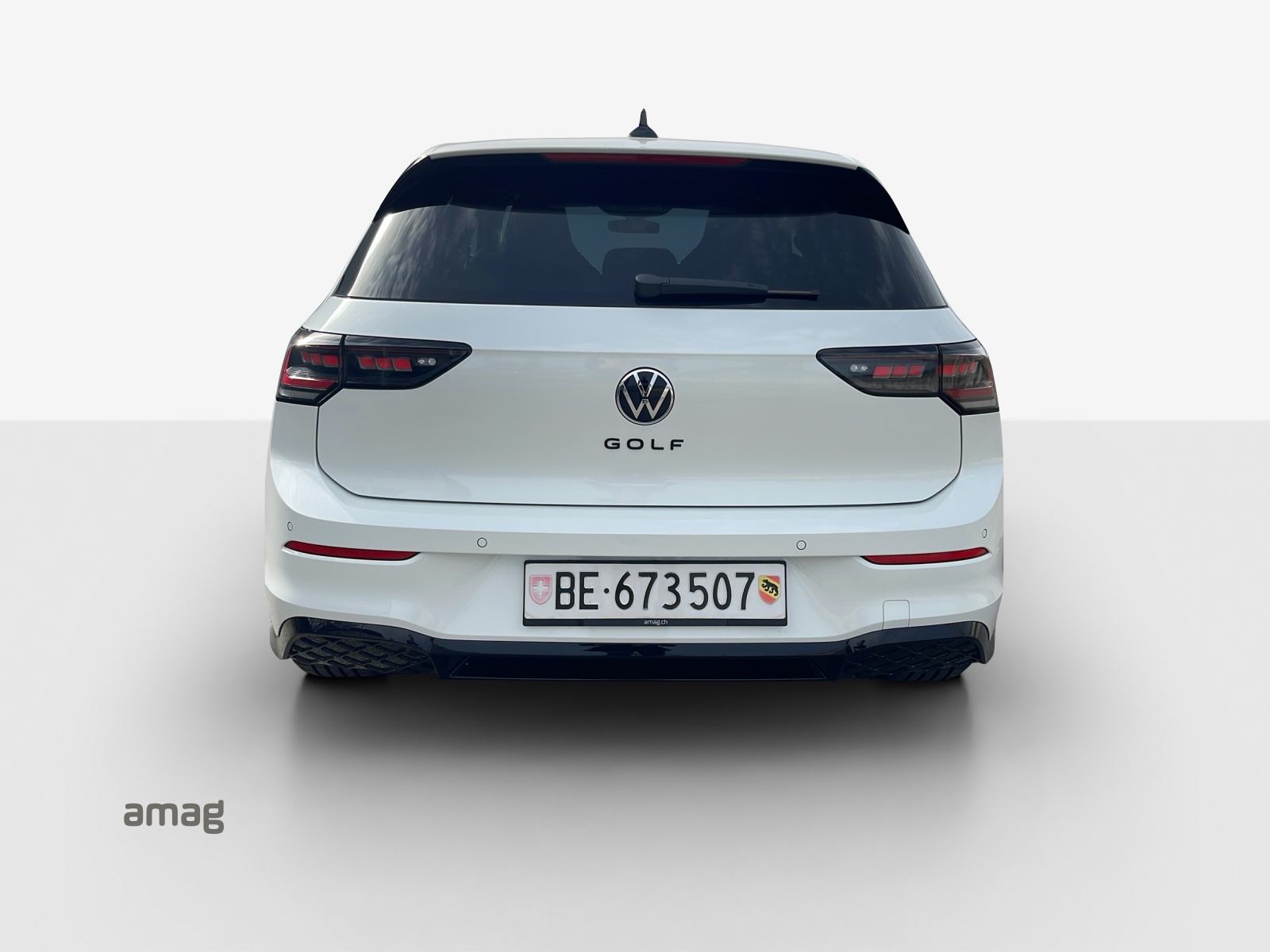 VW Golf 1.5 e TSI mHEV R-Line DSG-image-3