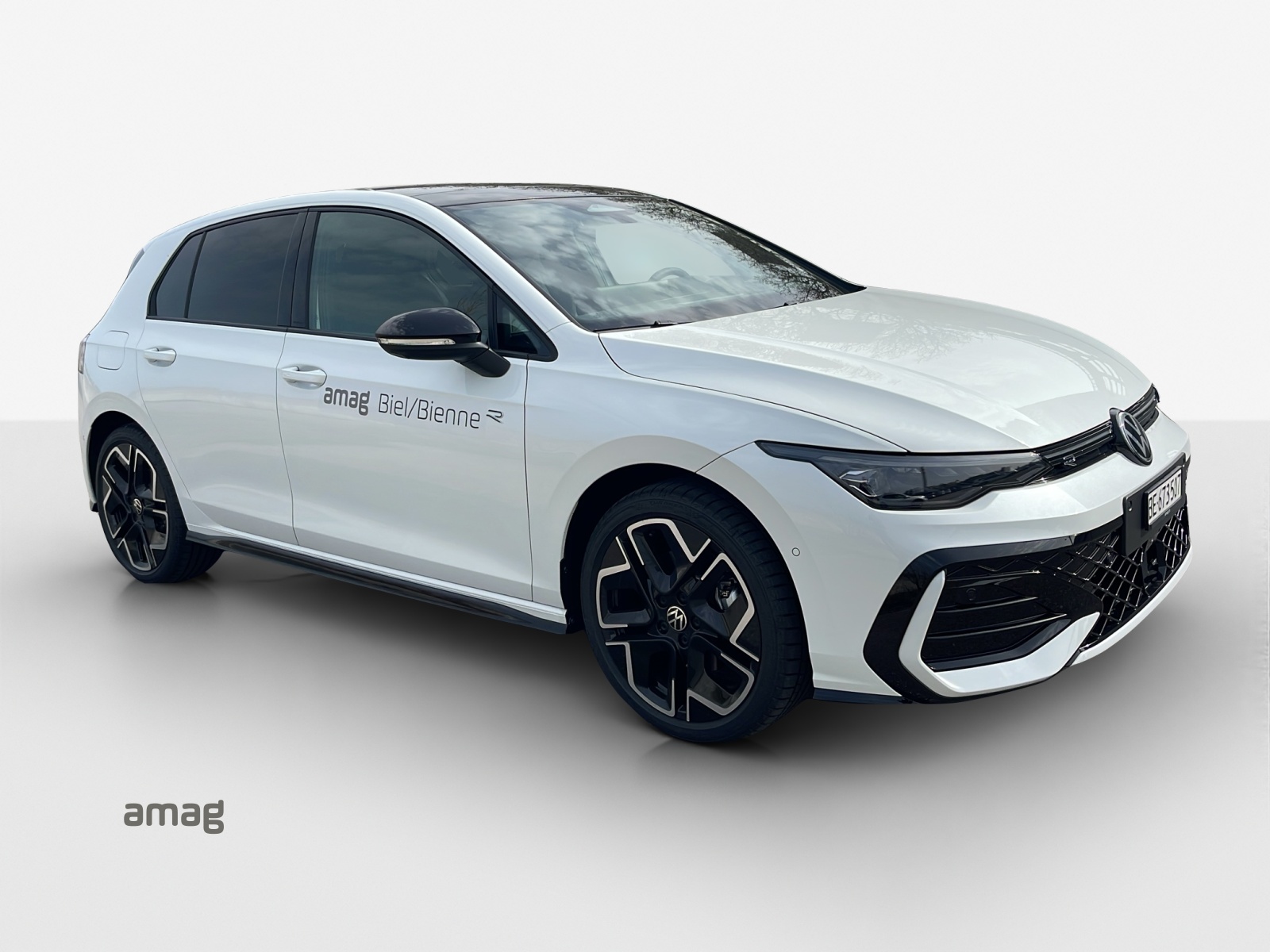 VW Golf 1.5 e TSI mHEV R-Line DSG-image-5