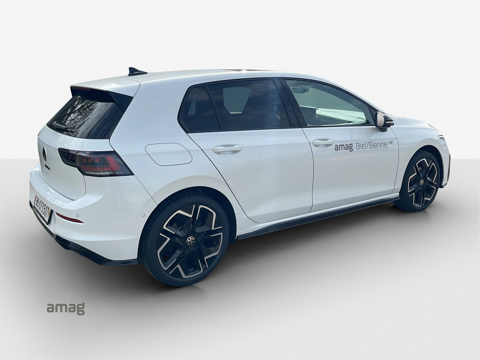 VW Golf 1.5 e TSI mHEV R-Line DSG-image-4