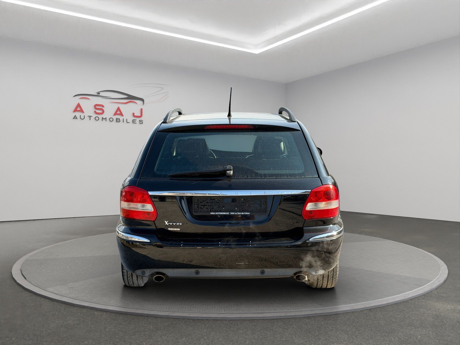 JAGUAR X-Type Estate 3.0 V6 Traction4 Executive-image-5