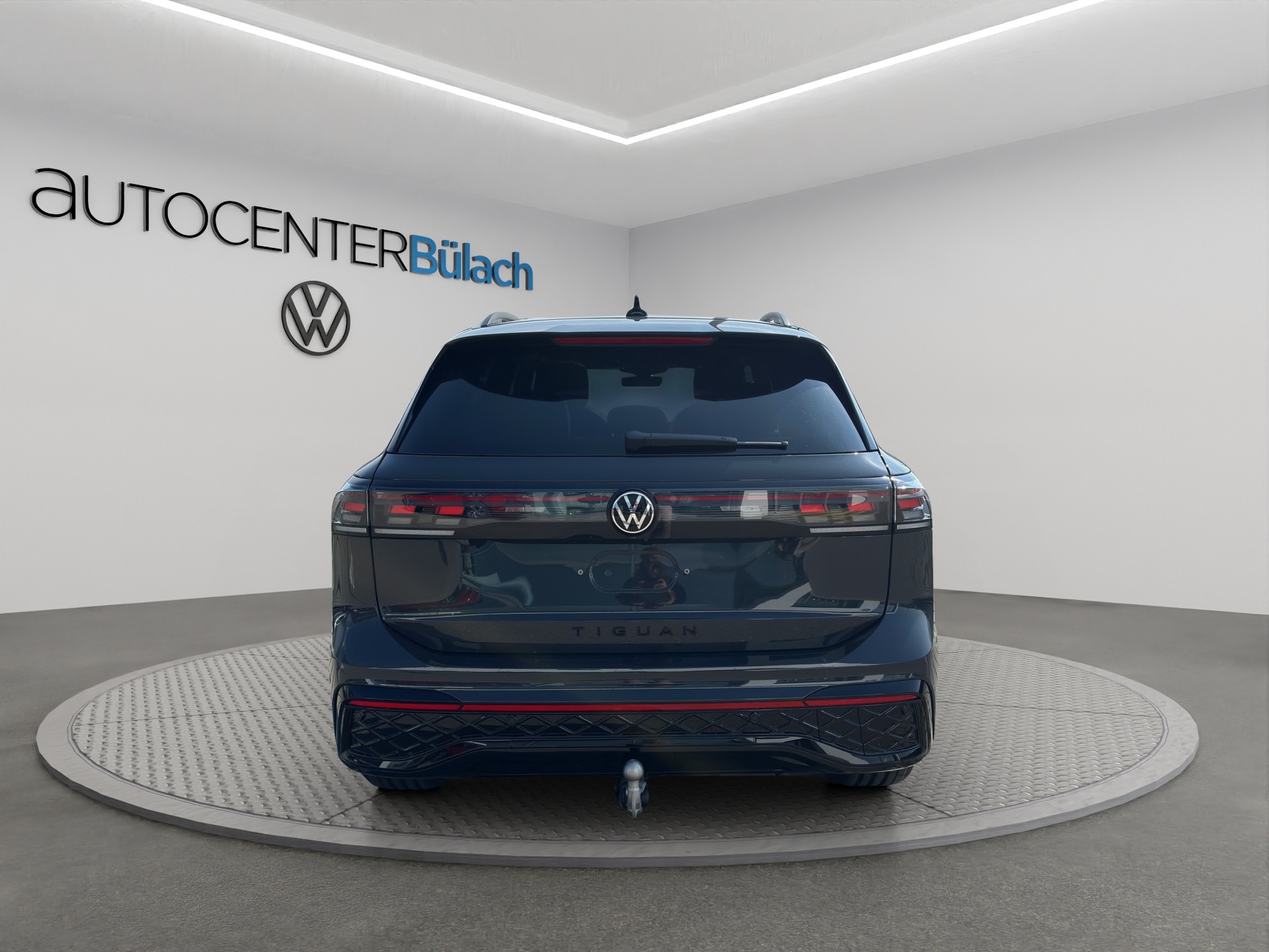 VW Tiguan 2.0 TSI DSG R-Line 4Motion-image-5