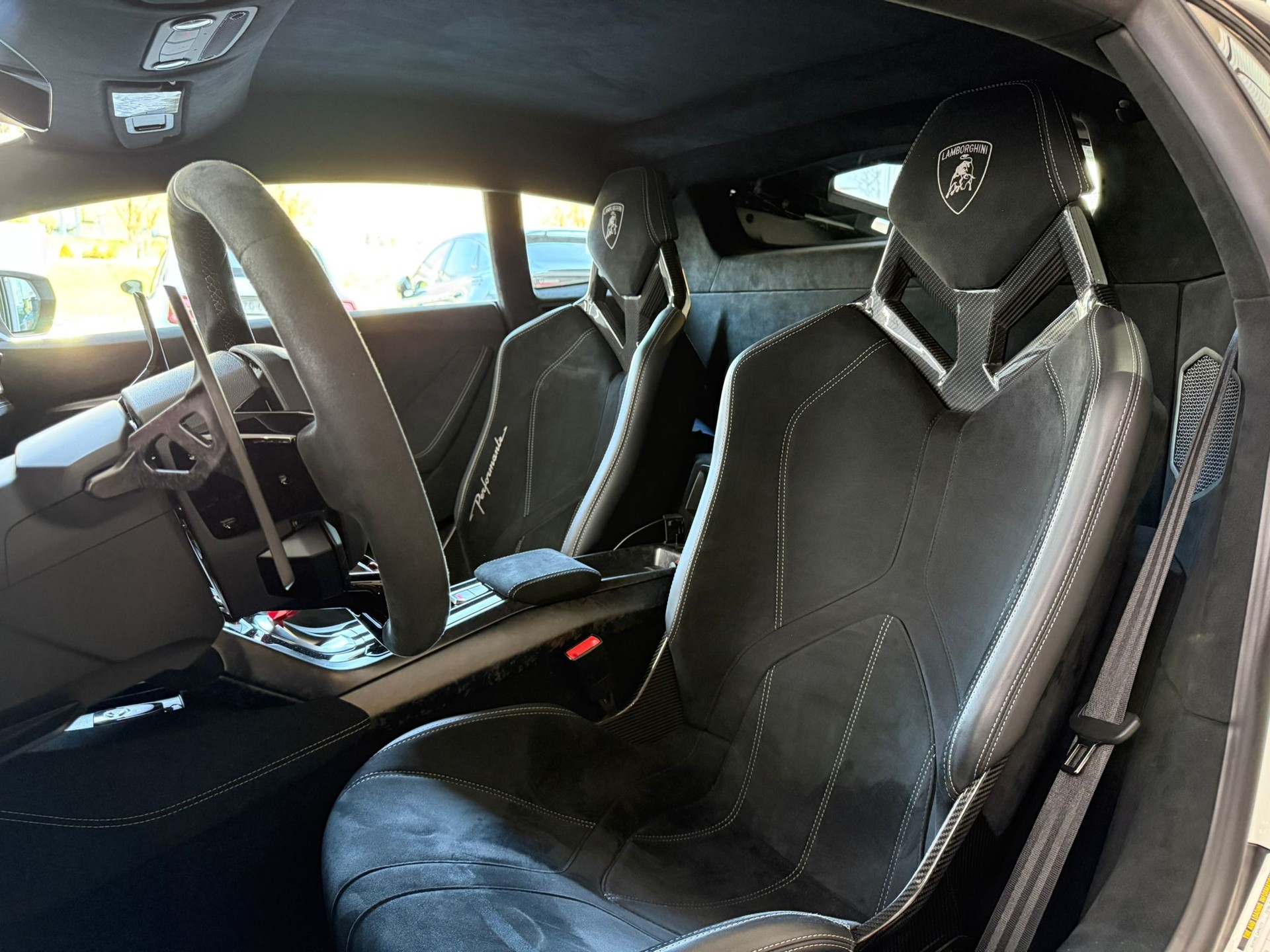 LAMBORGHINI Huracan LP640-4 Coupé Performante DCT-image-13