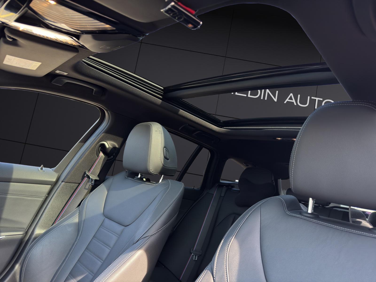 BMW 330i xDrive SAG Touring-image-15
