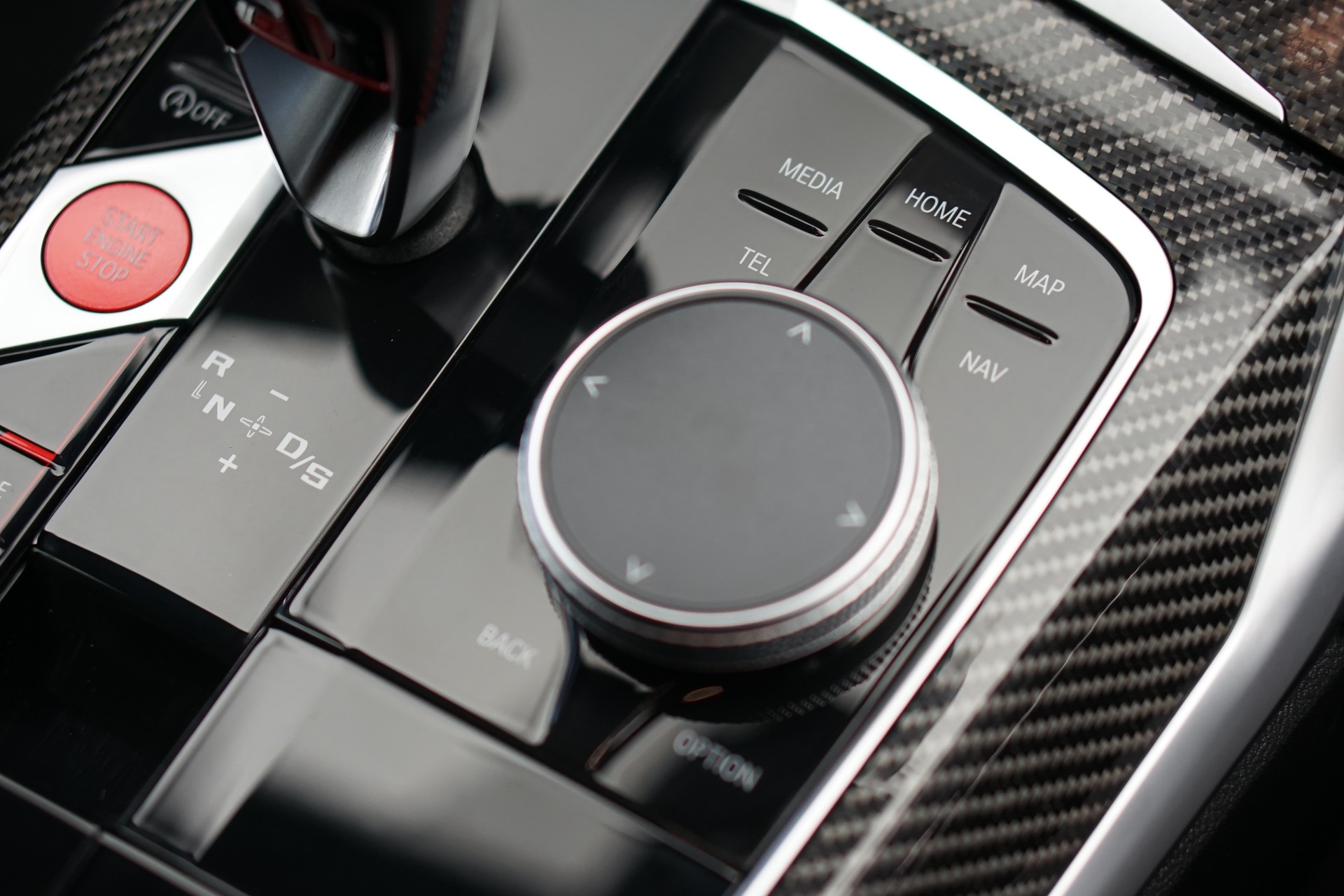BMW M3 Touring xDrive Competition M *CH-Fahrzeug* *Carbon Paket*-image-39