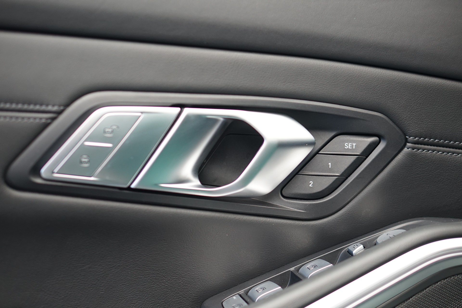 BMW M3 Touring xDrive Competition M *CH-Fahrzeug* *Carbon Paket*-image-29
