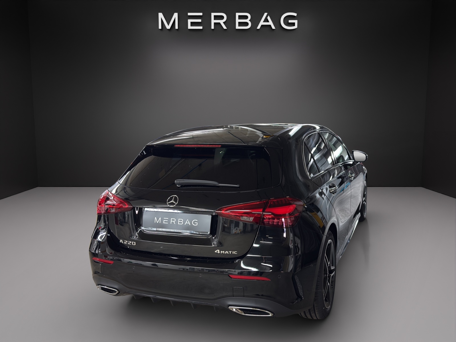 MERCEDES-BENZ A 220 4Matic 8G-DCT-image-4