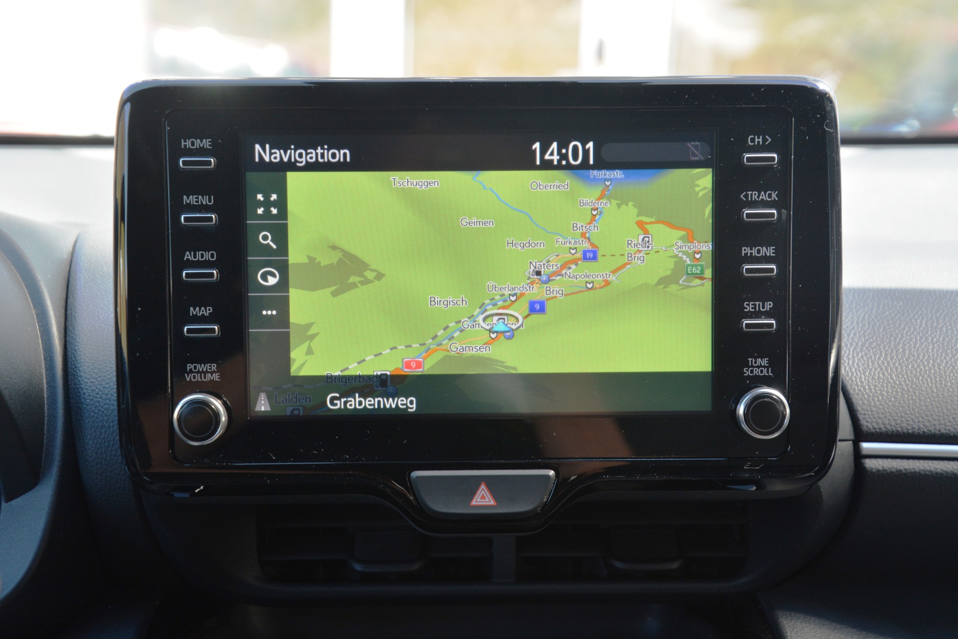 TOYOTA Yaris Cross 1.5 Trend e-CVT AWDi-image-8