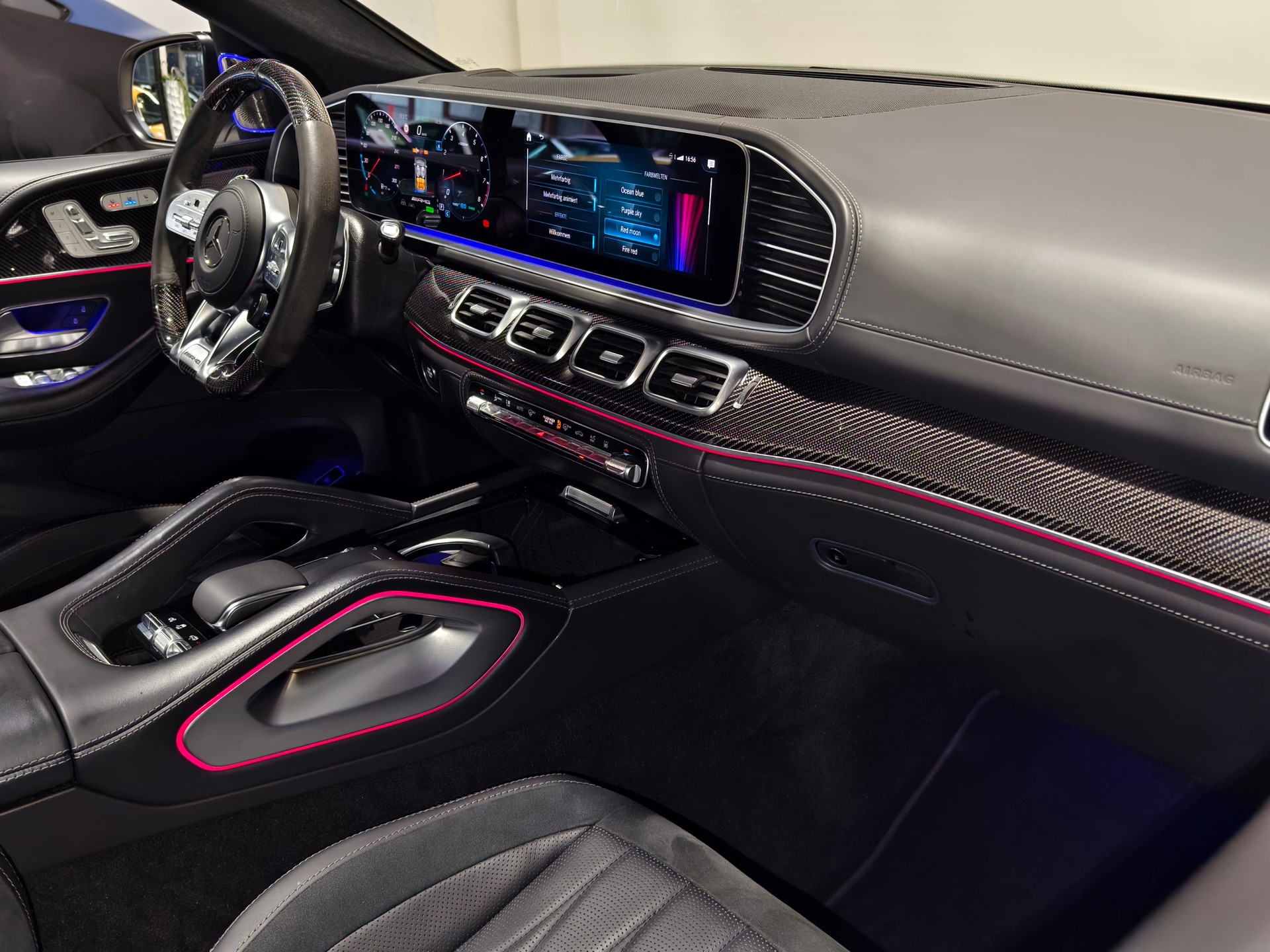 MERCEDES-BENZ GLE 63 S AMG 4matic+ Coupé-image-18