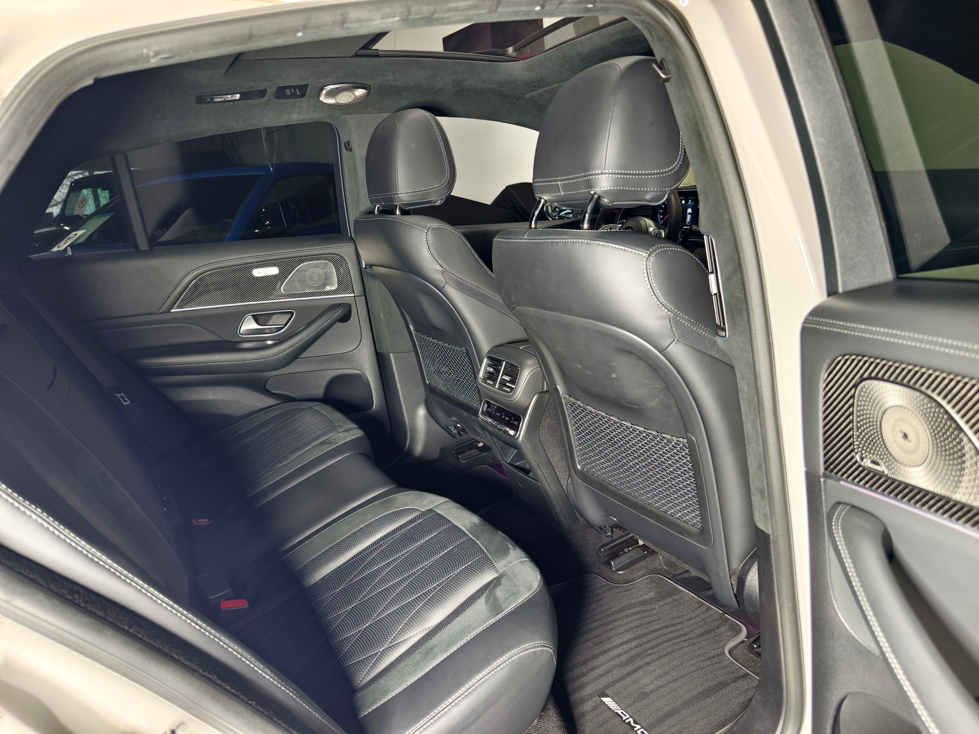 MERCEDES-BENZ GLE 63 S AMG 4matic+ Coupé-image-11