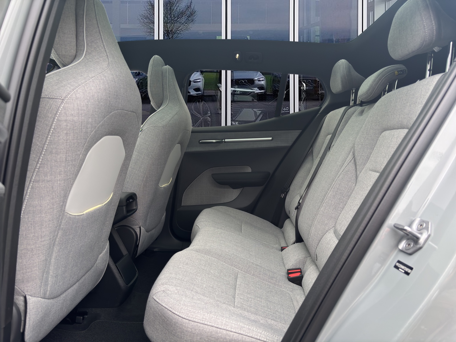 VOLVO EX30 E60 Twin Ultra Performance AWD-image-13